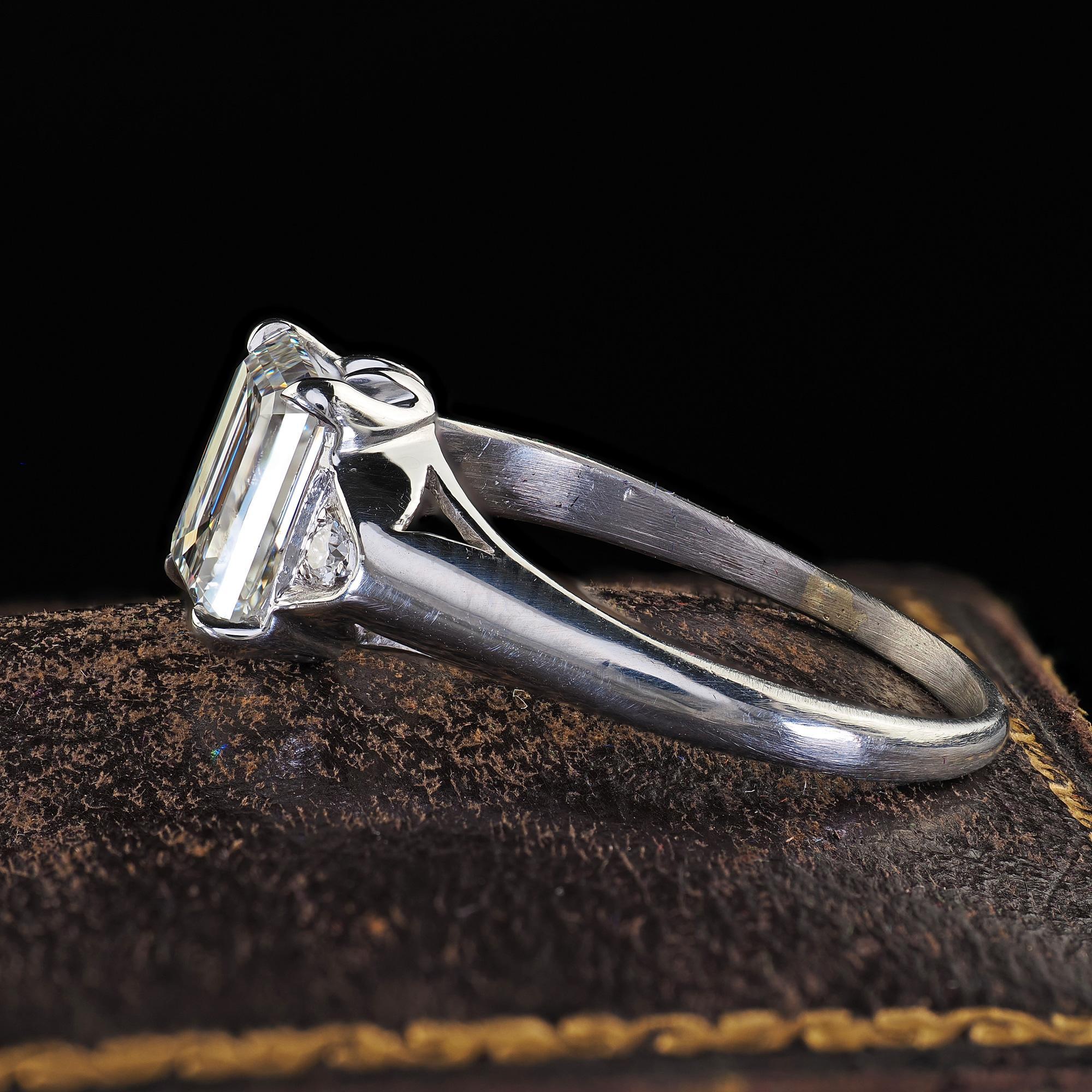 Antique Art Deco Platinum Emerald Cut Diamond Engagement Ring - GIA For Sale 1