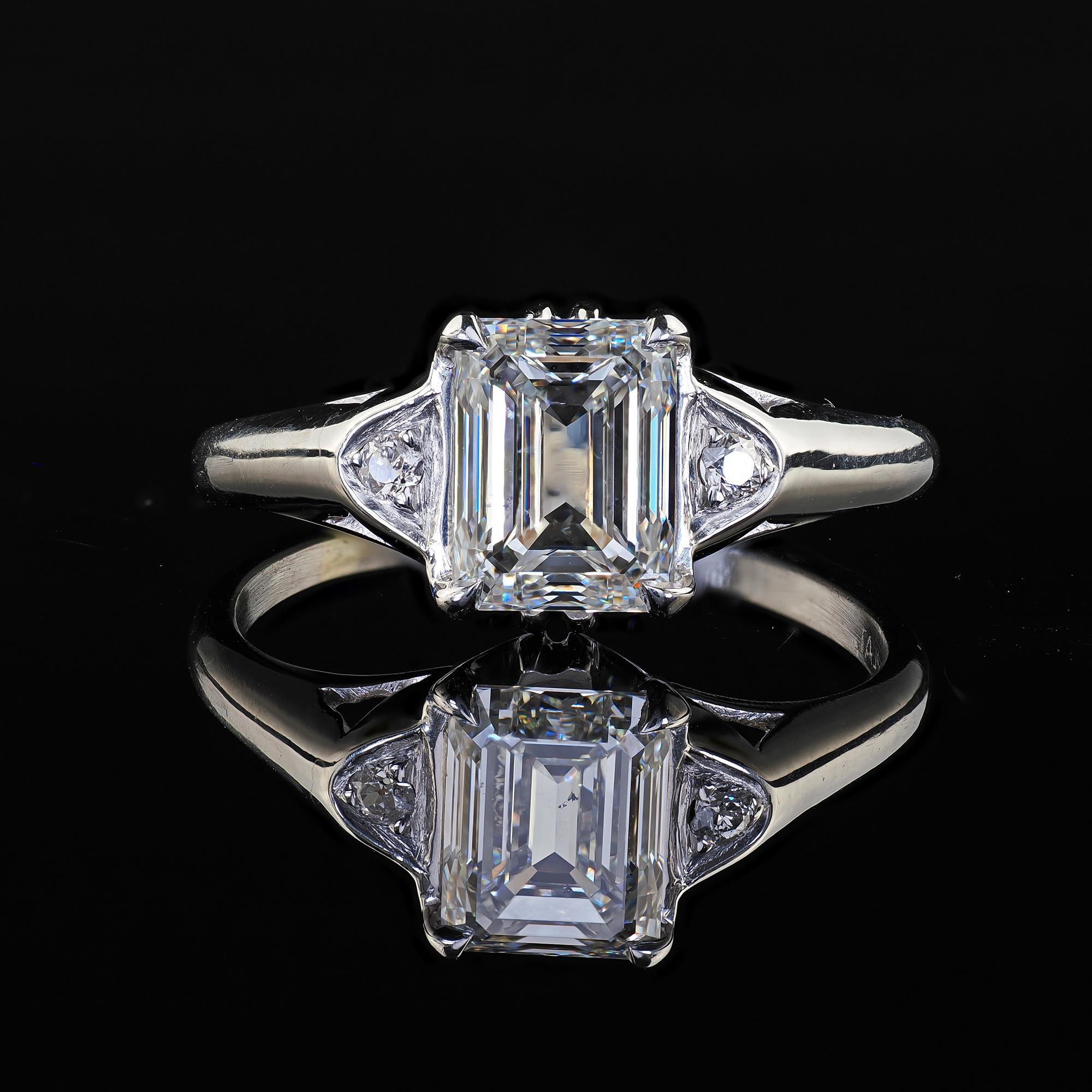 Antique Art Deco Platinum Emerald Cut Diamond Engagement Ring - GIA For Sale 3