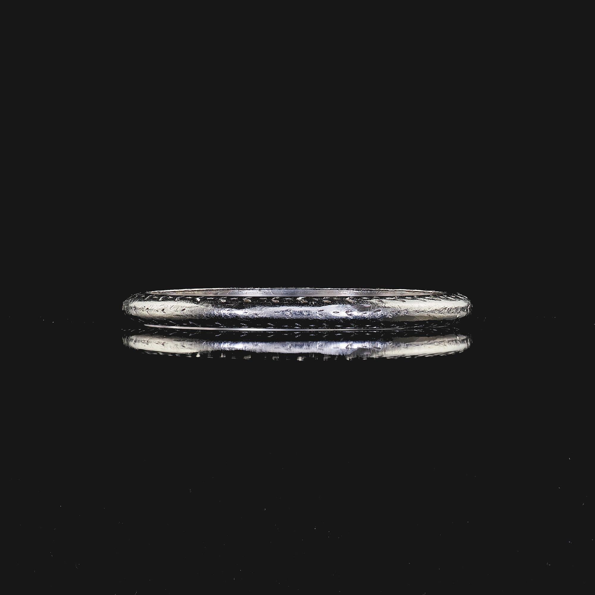 Alliance gravée Art déco ancienne en platine - Taille 5 3/4 Pour femmes en vente