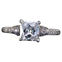 Anello di fidanzamento solitario con diamante taglio francese in platino Antique French - GIA