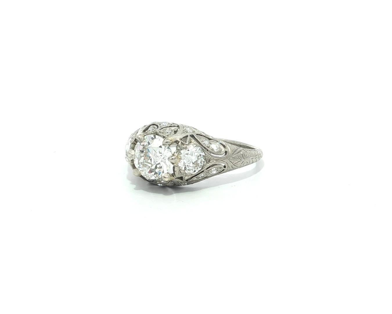 Antique Art Deco Platinum GIA 1.76ctw Old European Diamond Solitaire Ring For Sale 3