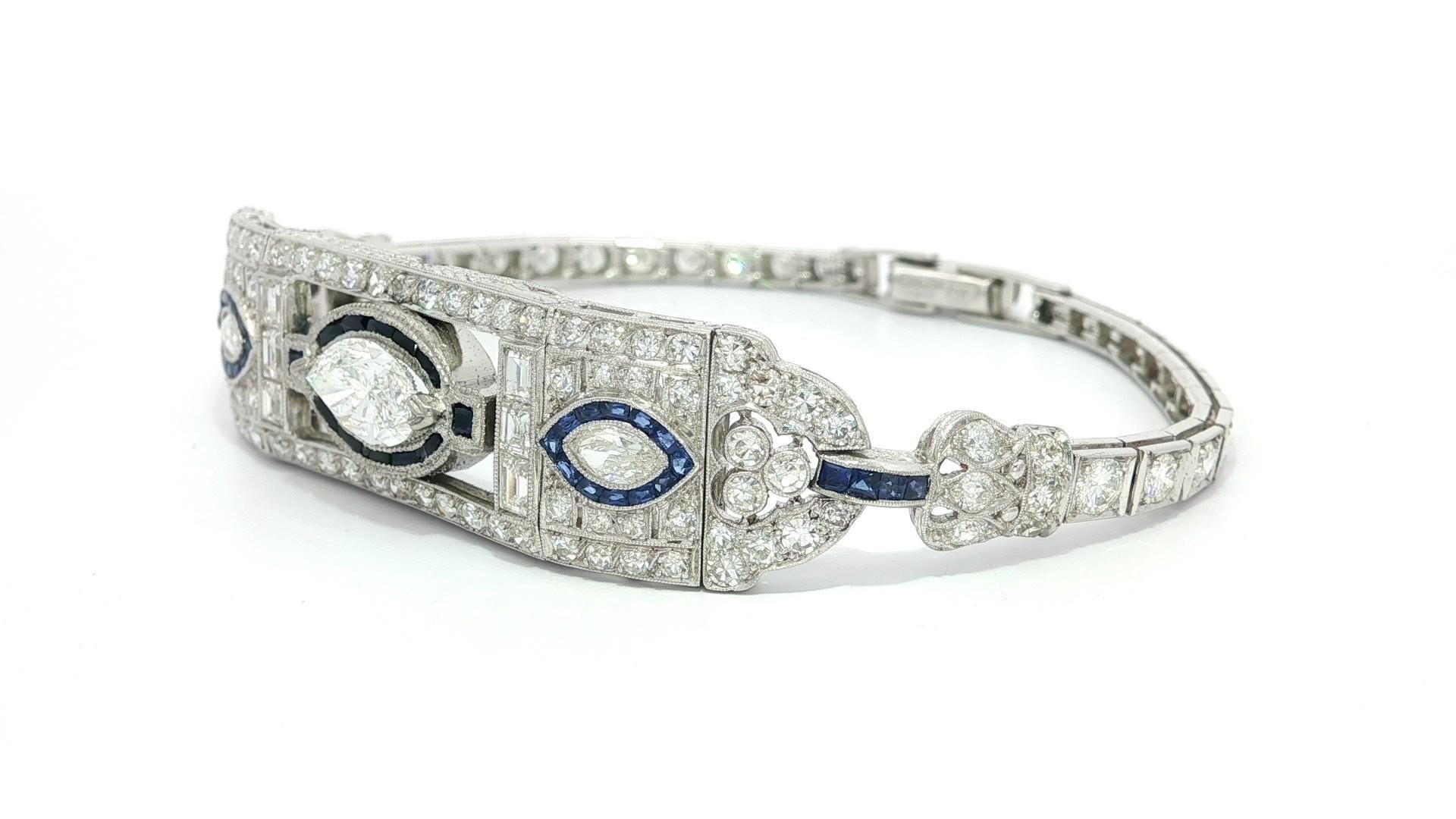 Pulsera antigua Art Decó de platino con diamante marquesa y zafiro grabados a mano GIA en venta 10