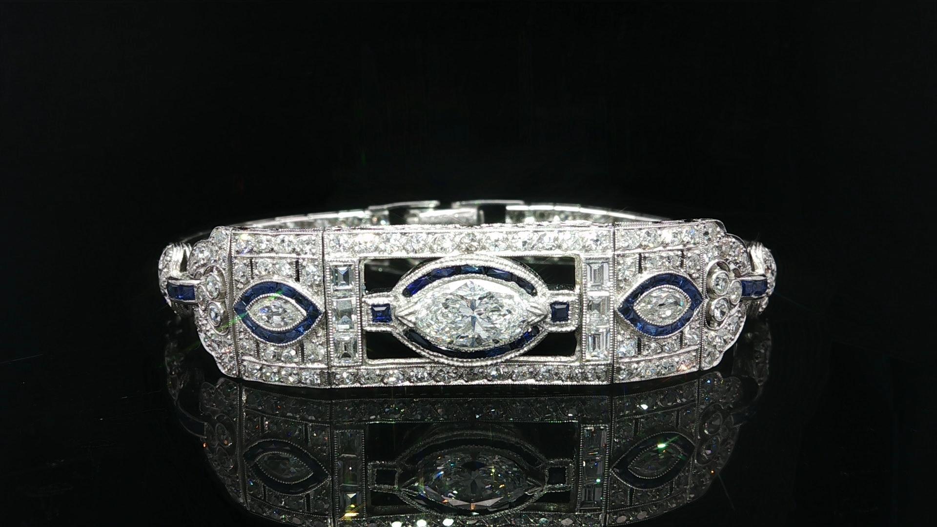 Pulsera antigua Art Decó de platino con diamante marquesa y zafiro grabados a mano GIA Corte marquesa en venta