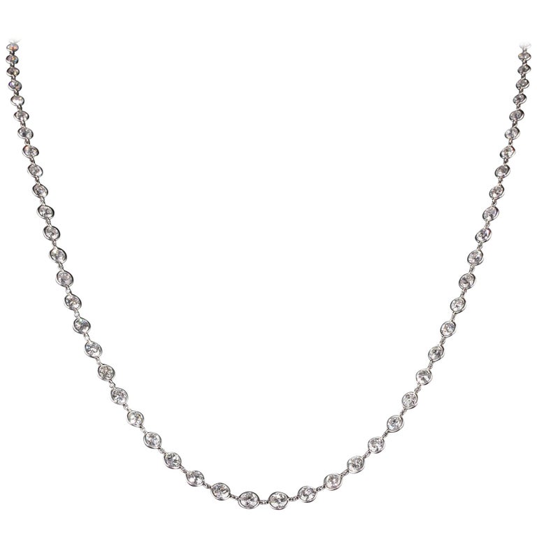 Collier Vintage Art Déco En Métal Avec Pierres Et Petits Diamants – Ancien