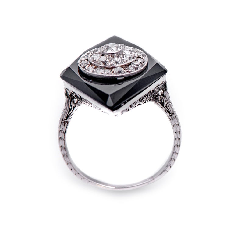 Antique, Art Deco, Platinum, Large Onyx and Diamond Cluster Cocktail Ring In Excellent Condition For Sale In Rochford, Essex