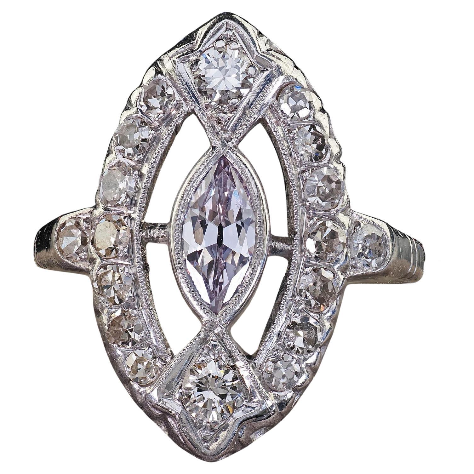Antiker Art Deco Platin-Verlobungsring mit hell lila Marquise-Diamant im Art déco-Stil - GIA