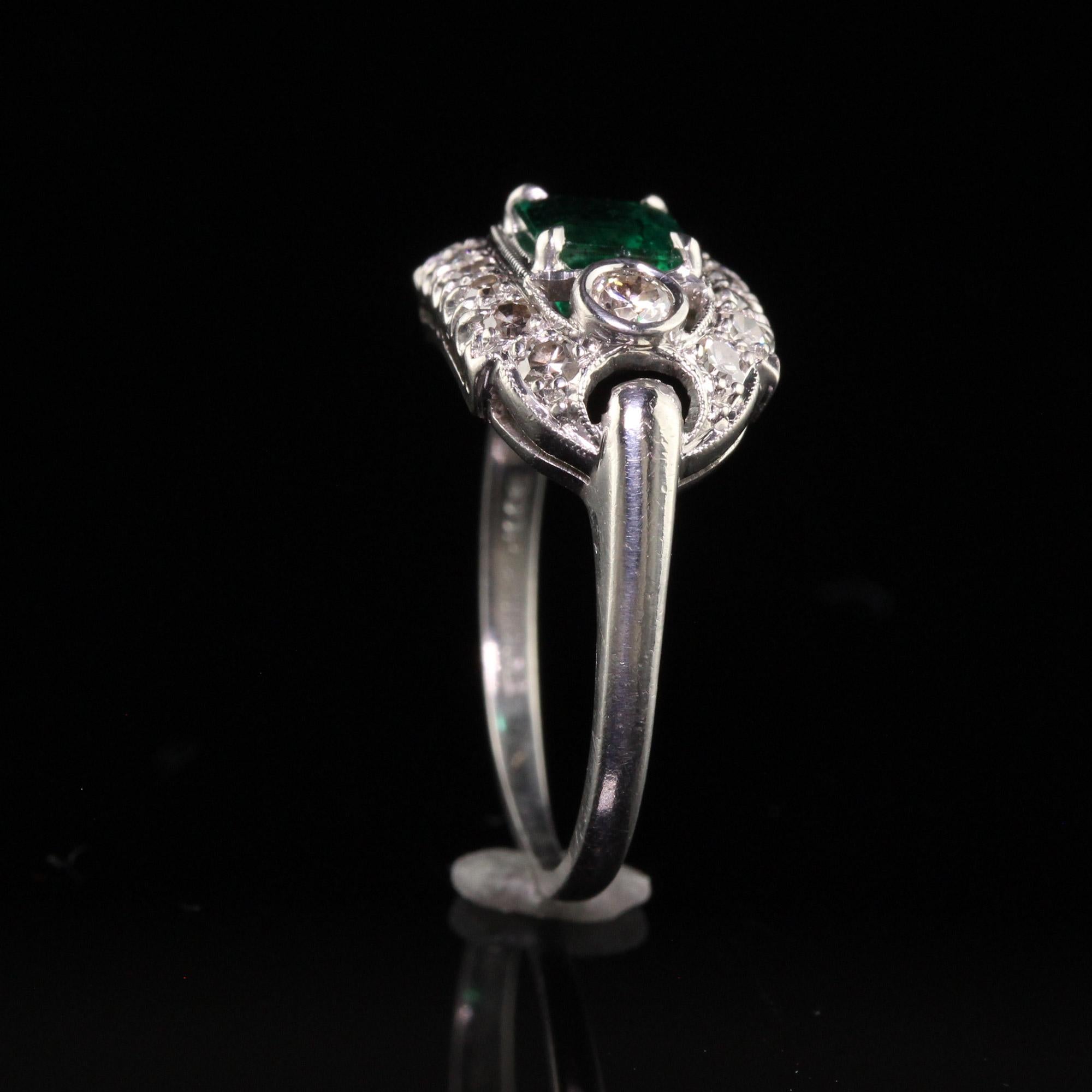 Antique Art Deco Platinum Natural Emerald Diamond Engagement Ring In Good Condition For Sale In Great Neck, NY