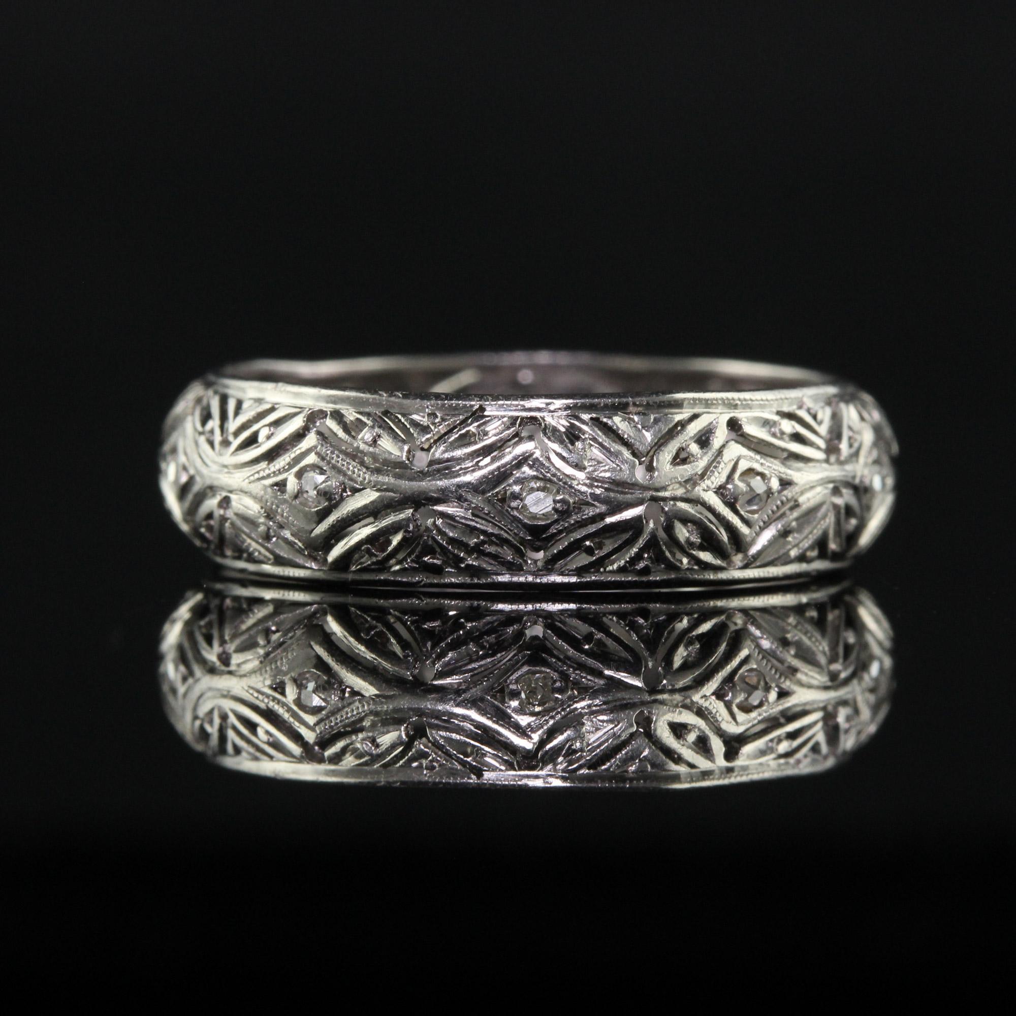 Antique Art Deco Platinum Old Cut Diamond Filigree Wedding Band - Size 6 1/2 For Sale 1
