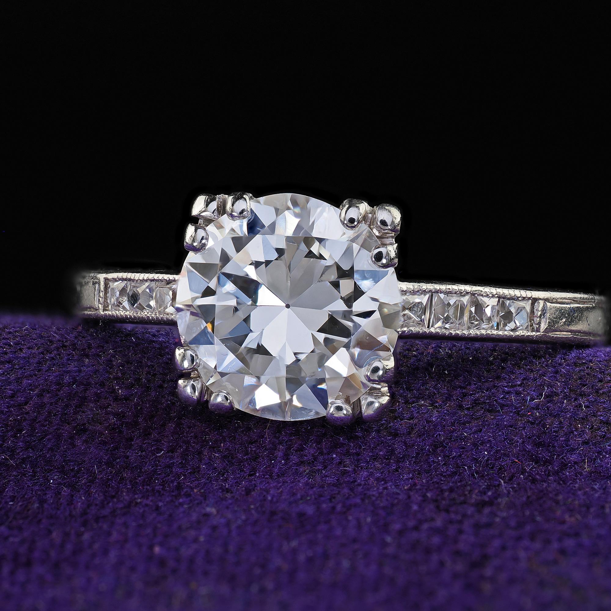 Antique Art Deco Platinum Old Cut Diamond French Cut Engagement Ring - GIA In Good Condition For Sale In Great Neck, NY