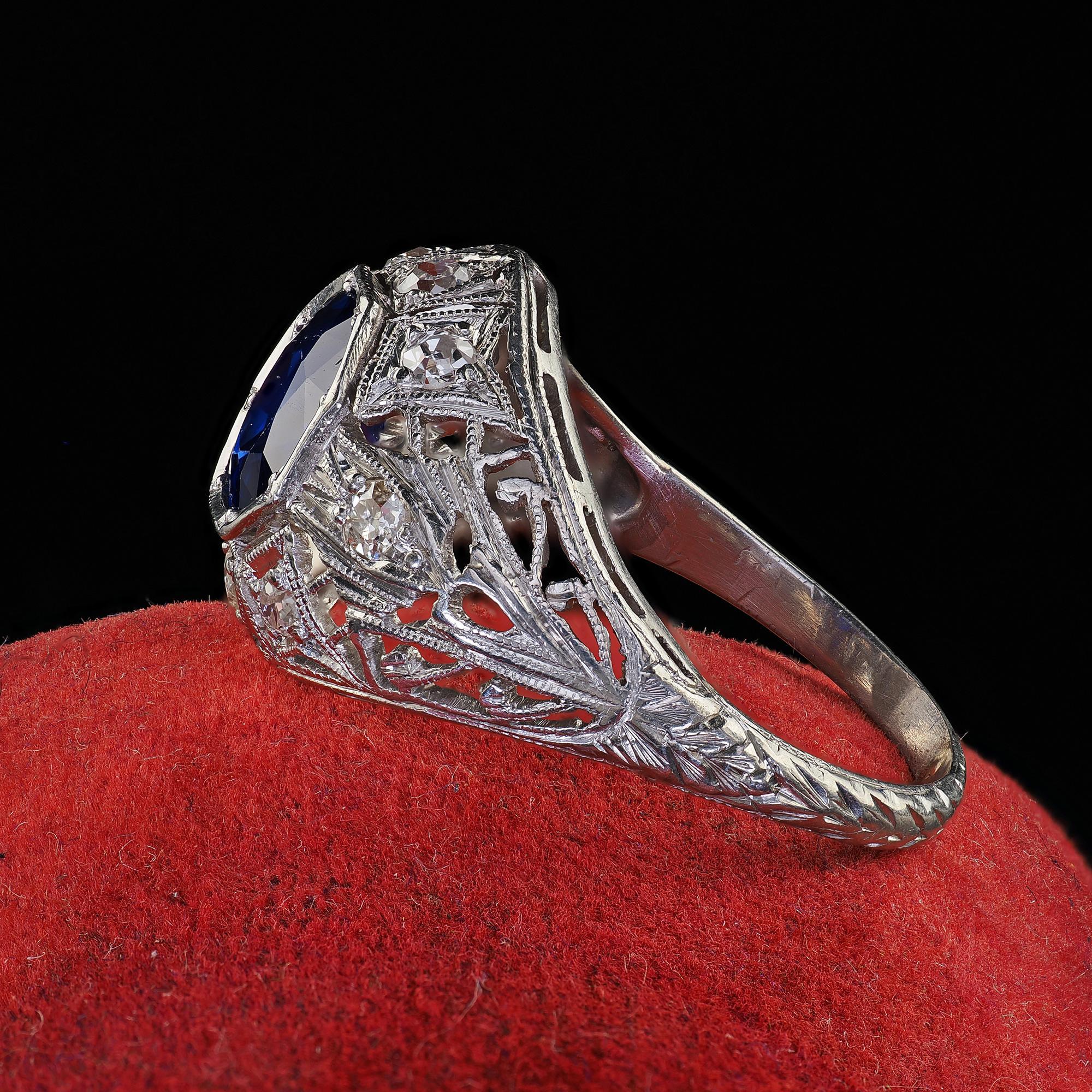 Women's Antique Art Deco Platinum Old Cut Sapphire No Heat Diamond Engagement Ring - GIA For Sale