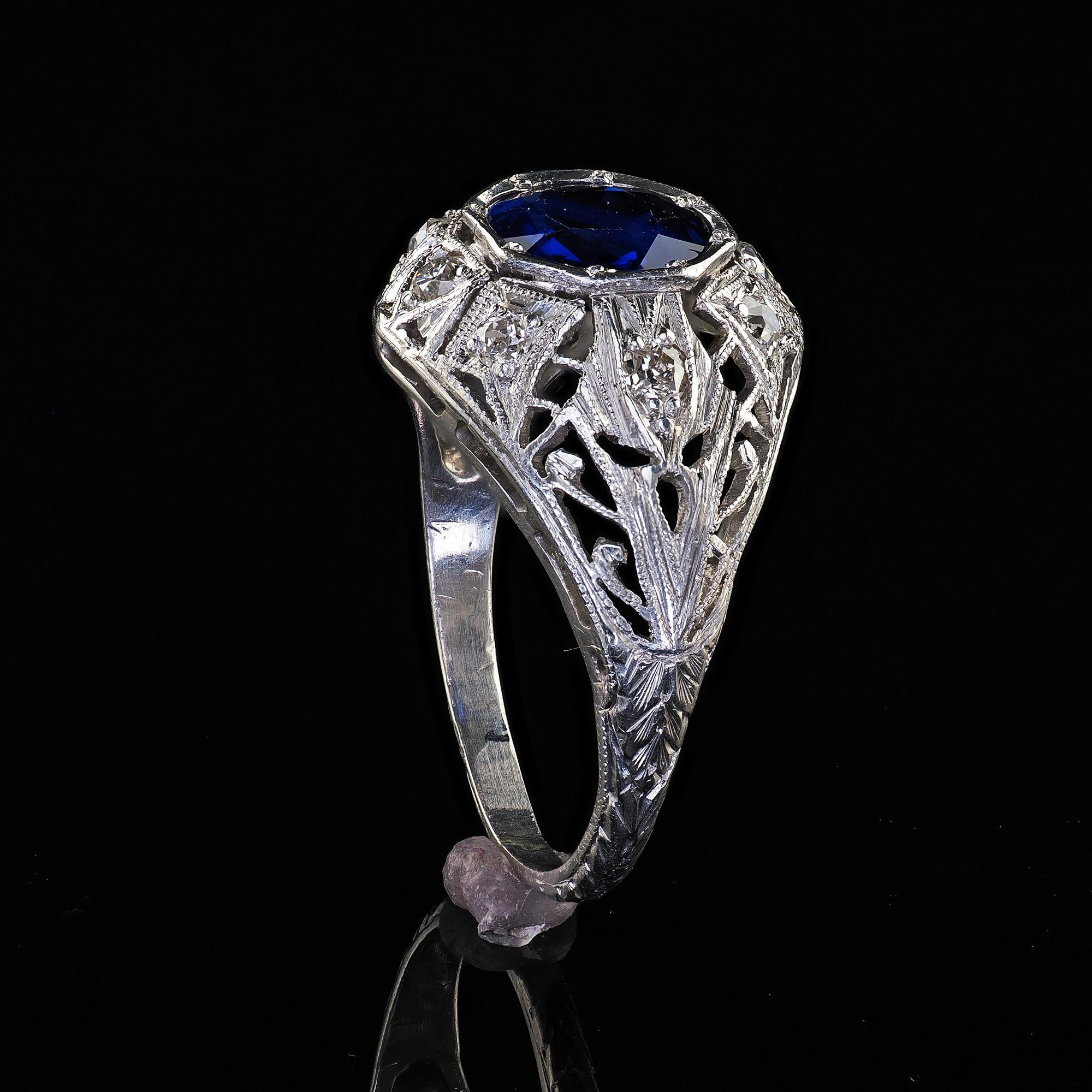 Antique Art Deco Platinum Old Cut Sapphire No Heat Diamond Engagement Ring - GIA For Sale 4