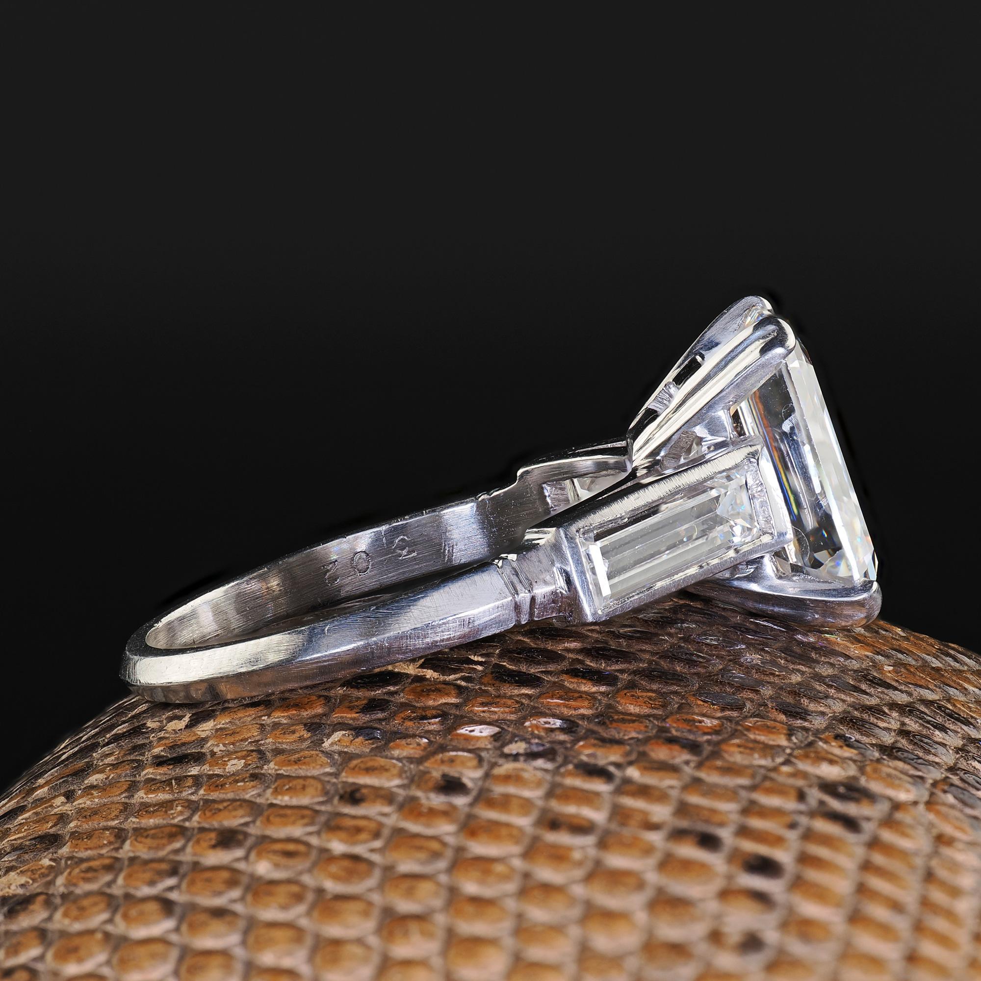 Antique Art Deco Platinum Old Emerald Cut Diamond Engagement Ring - GIA In Good Condition For Sale In Great Neck, NY
