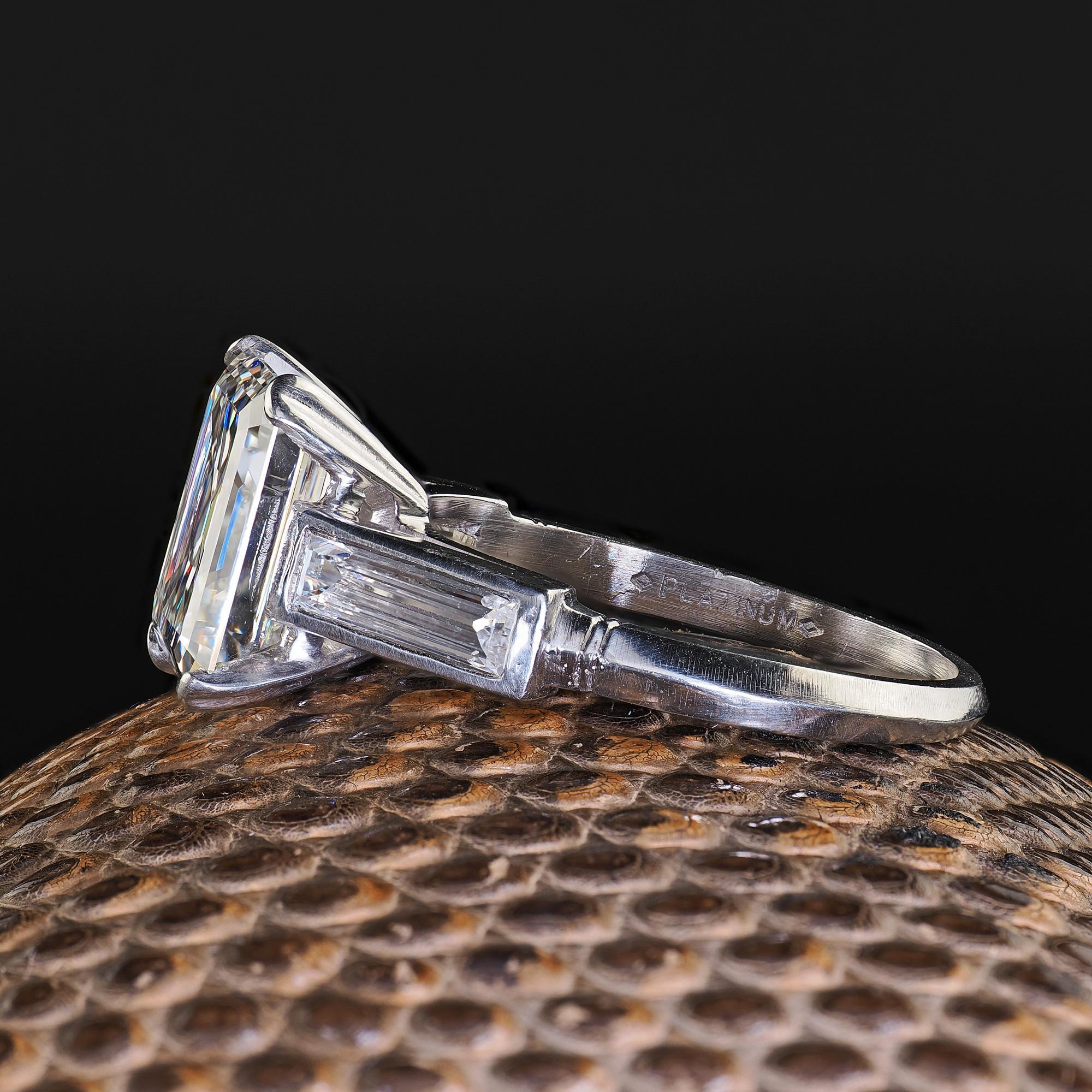 Women's Antique Art Deco Platinum Old Emerald Cut Diamond Engagement Ring - GIA For Sale