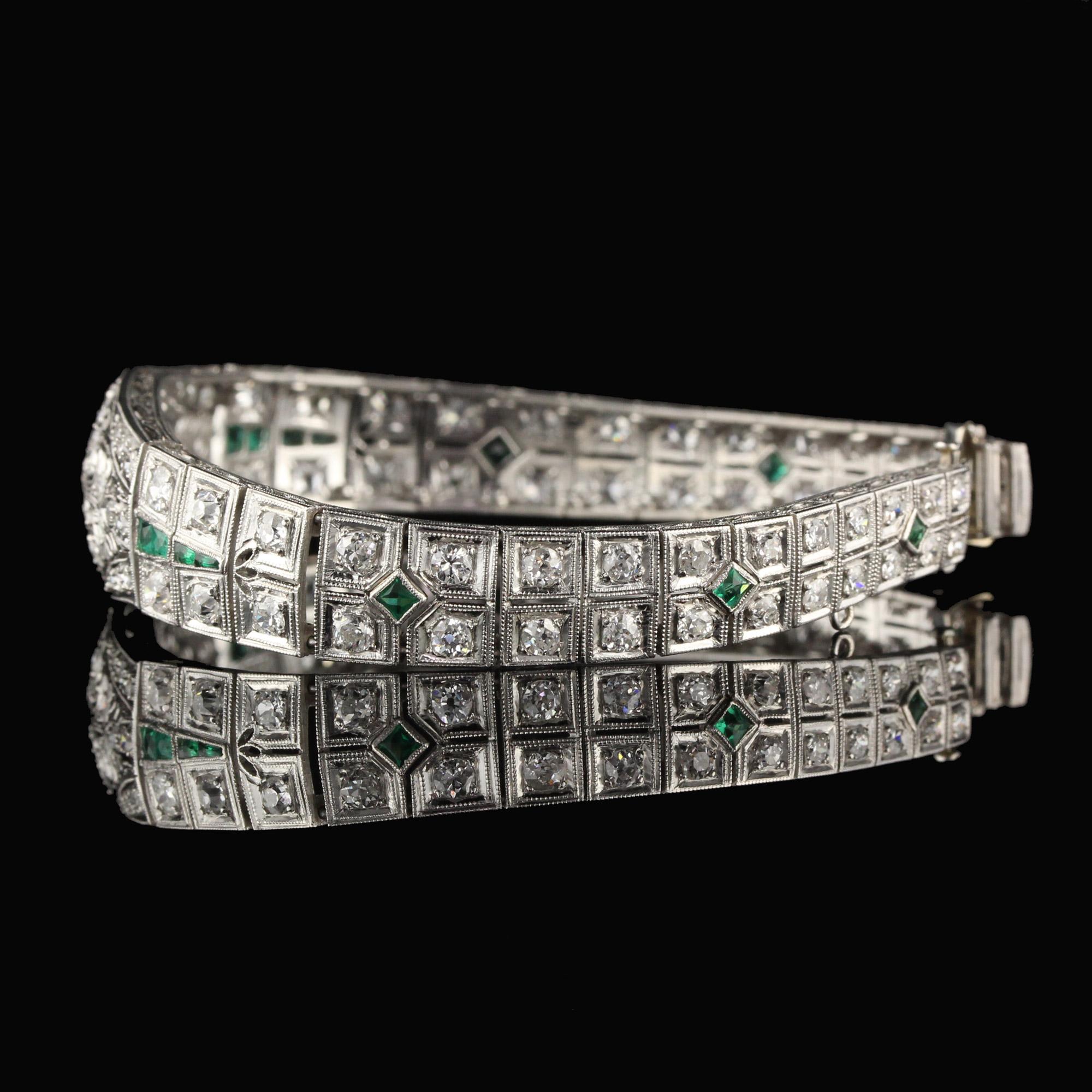 Antique Art Deco Platinum Old Euro Cut Diamond and Emerald Bracelet In Good Condition For Sale In Great Neck, NY