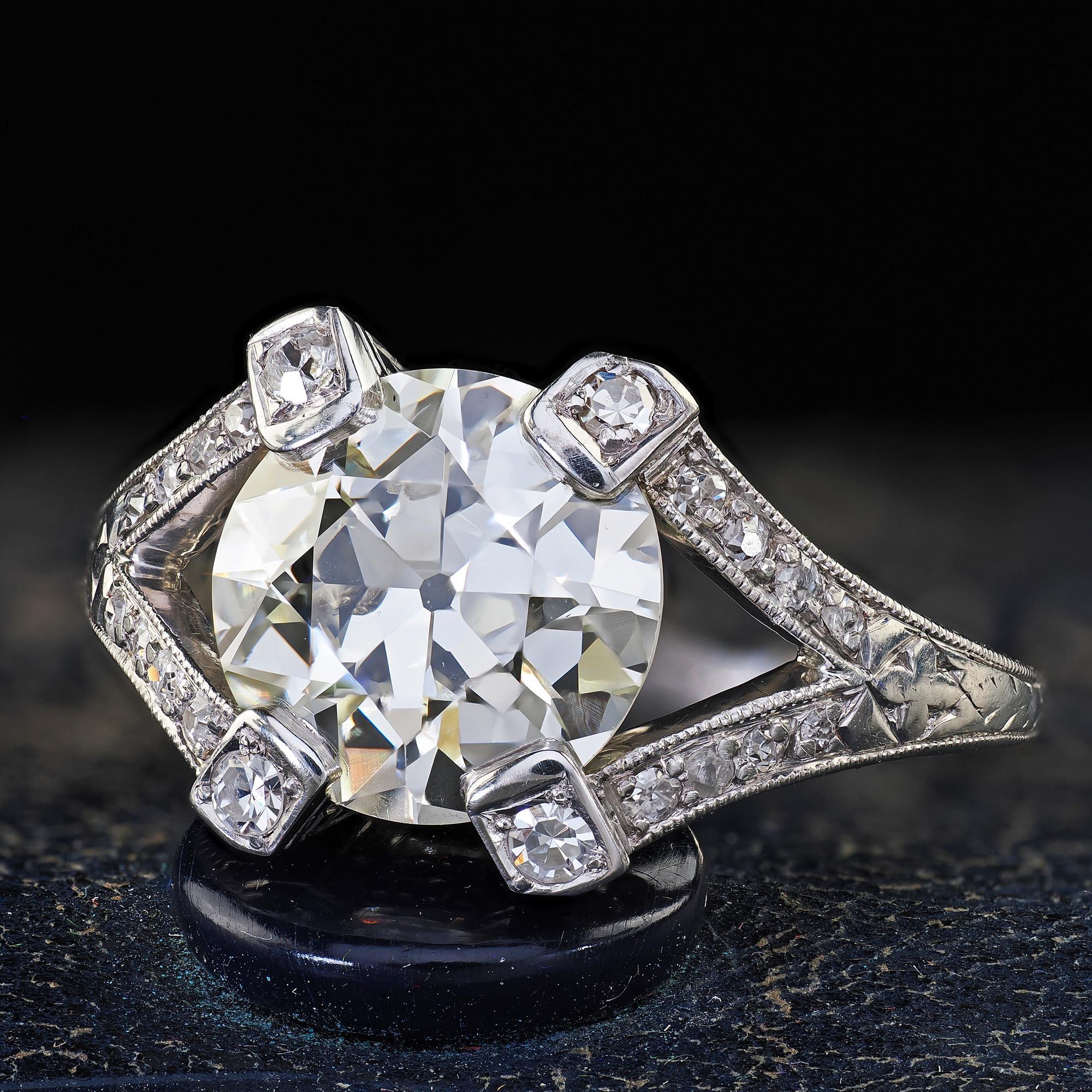 Donna Anello di fidanzamento in platino Art Deco antico con diamanti a filigrana - GIA in vendita