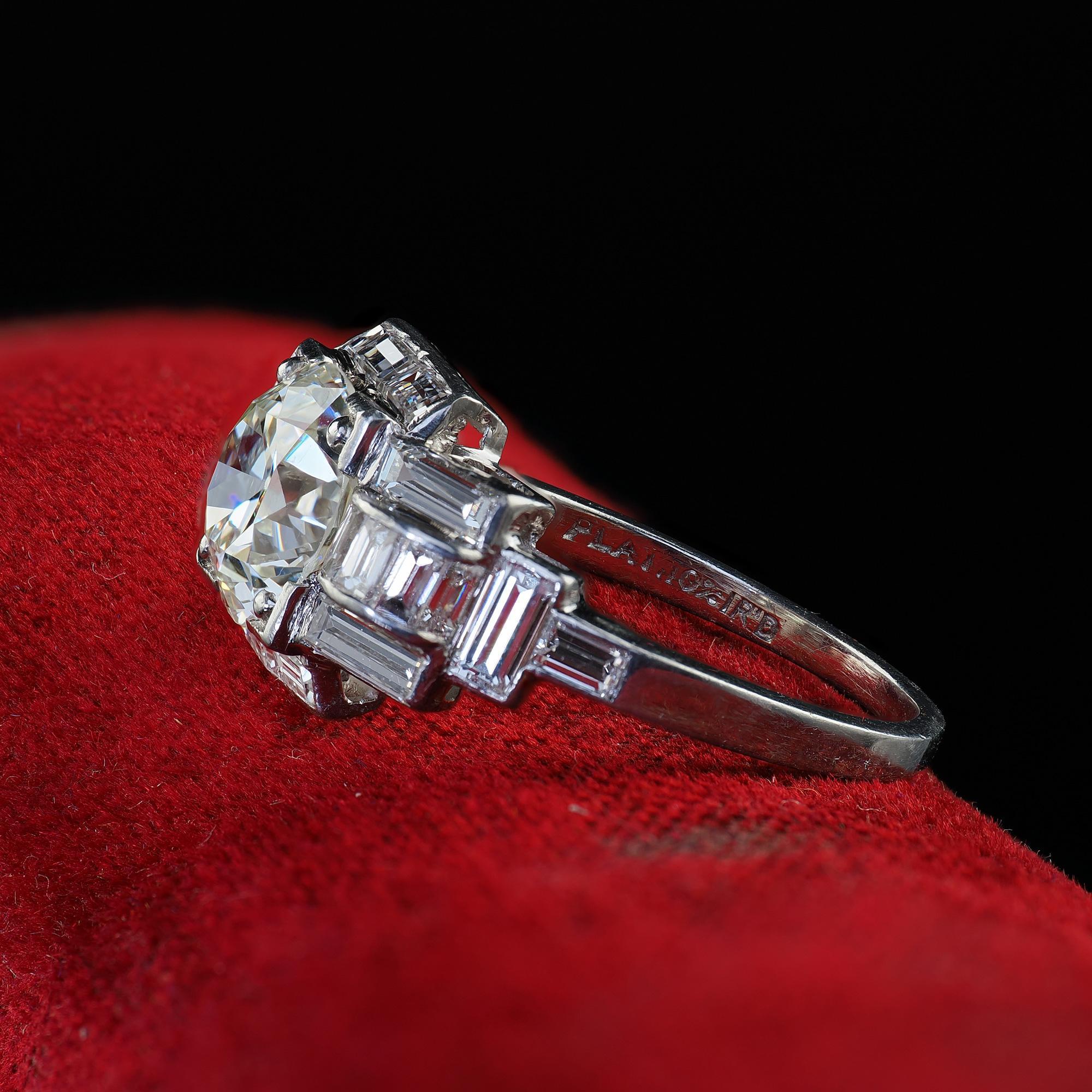 Bague de fiançailles Art déco ancienne en platine, diamant européen ancien et baguette - GIA Pour femmes en vente