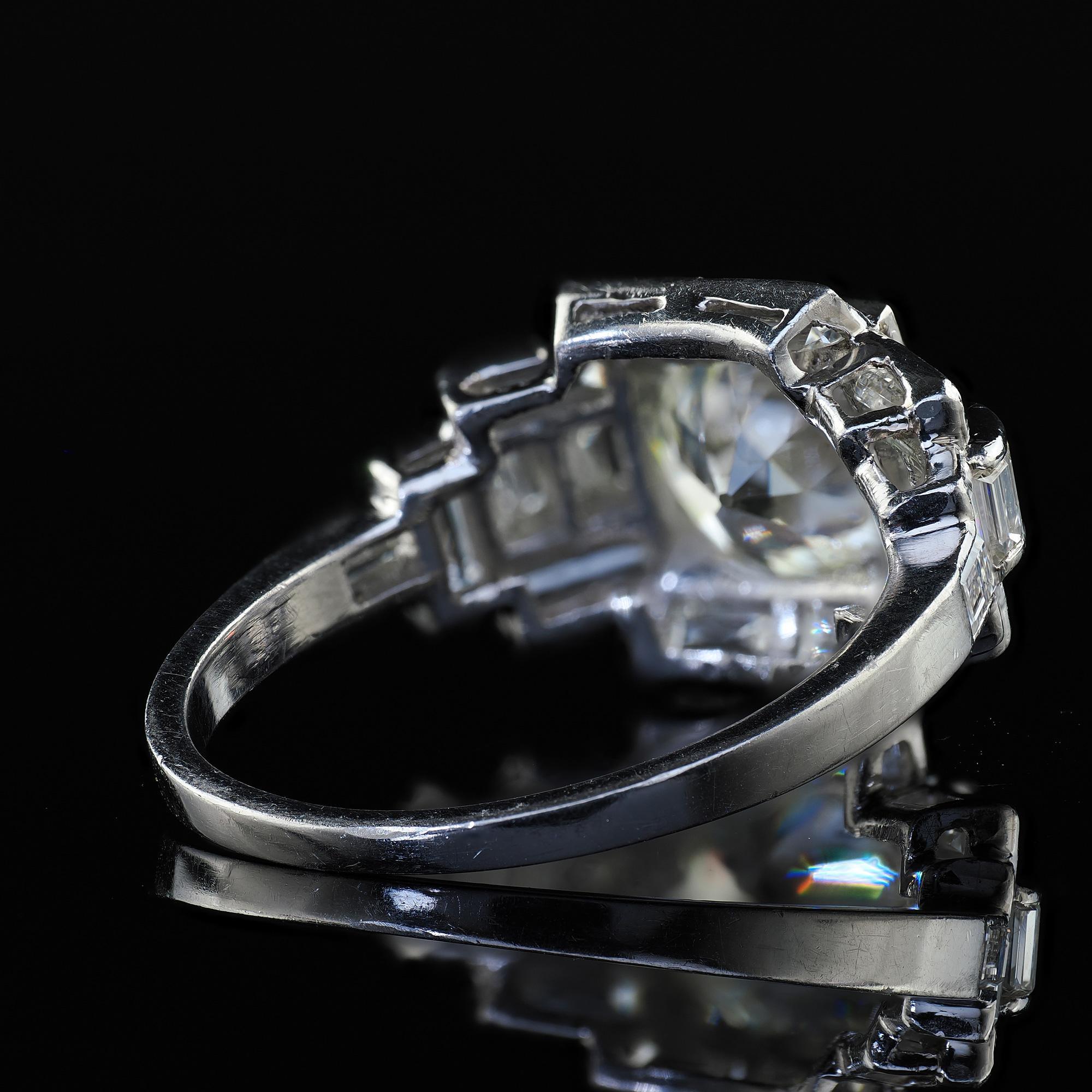 Bague de fiançailles Art déco ancienne en platine, diamant européen ancien et baguette - GIA en vente 2