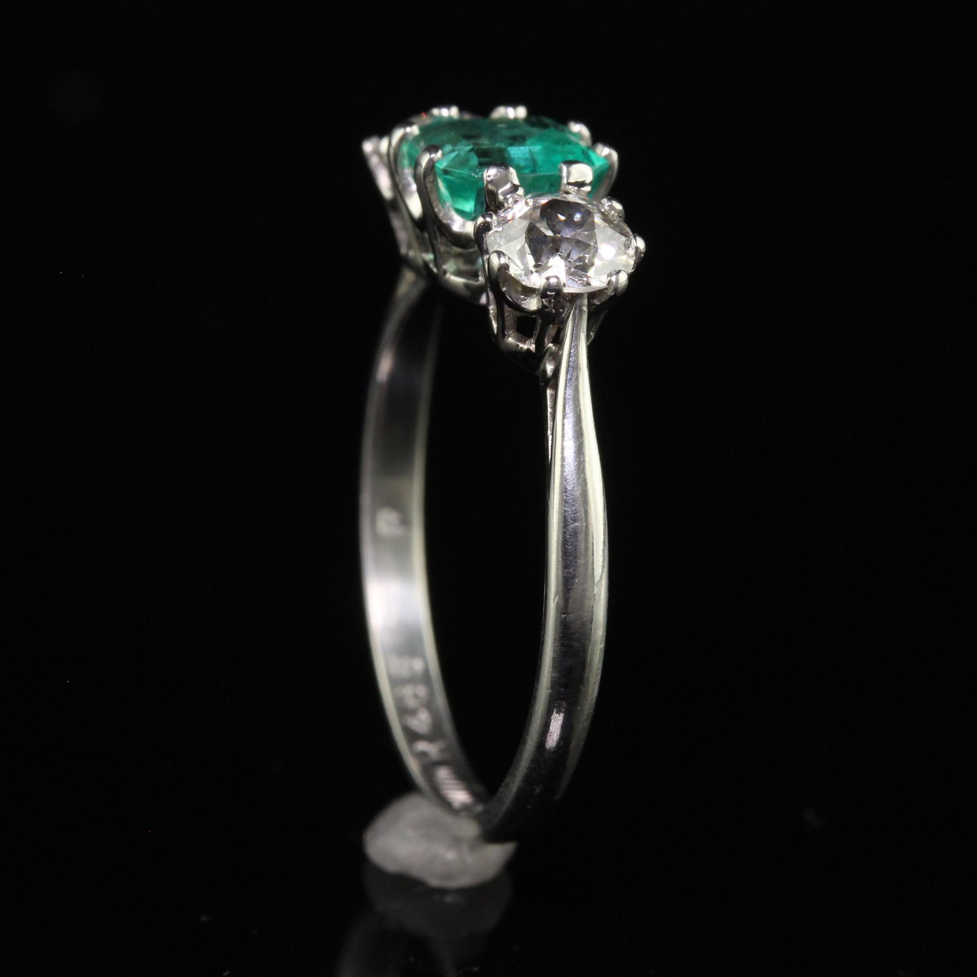 Antique Art Deco Platinum Old Euro Diamond and Emerald Three Stone Ring - GIA For Sale 2