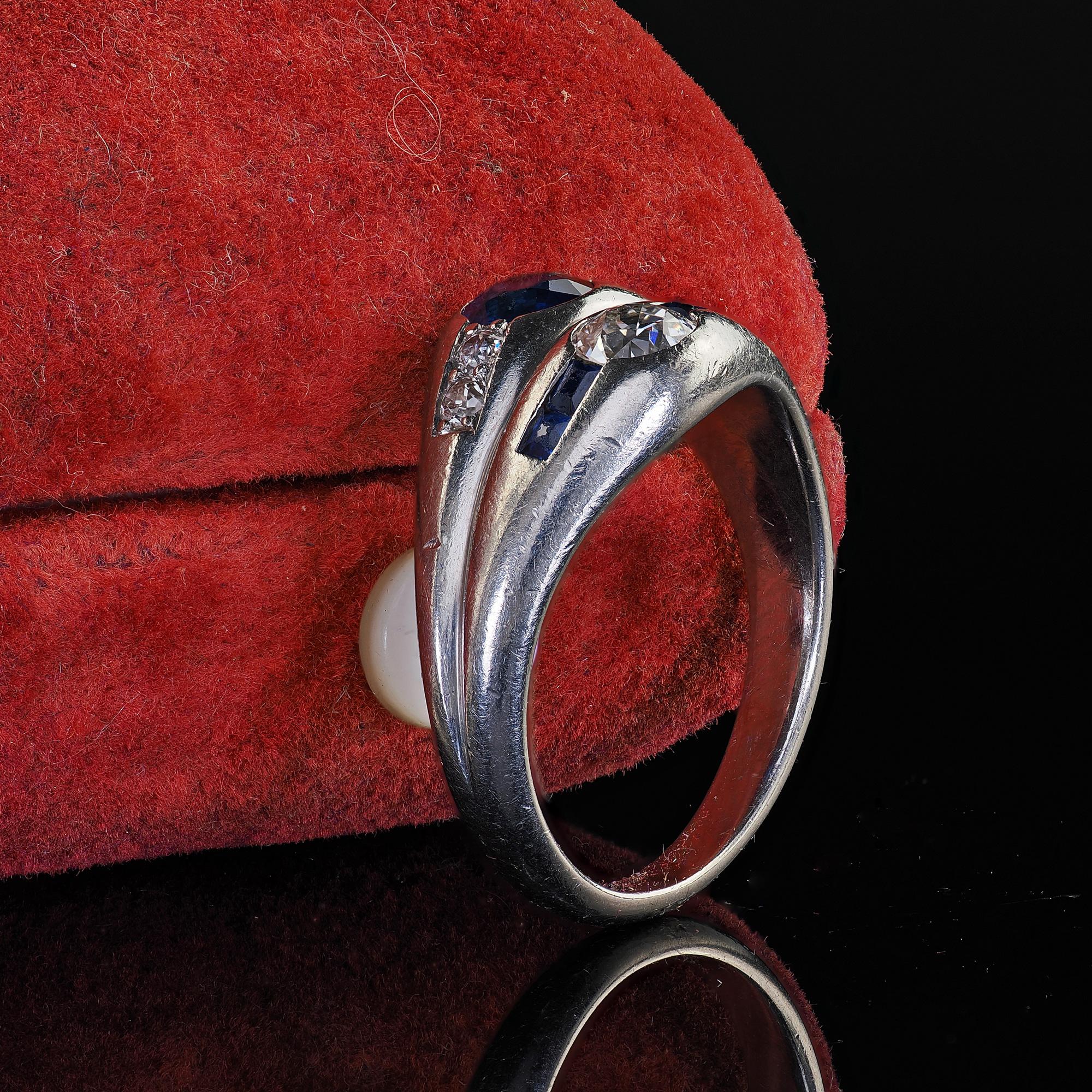 Old European Cut Antique Art Deco Platinum Old Euro Diamond and Sapphire Double Ring For Sale