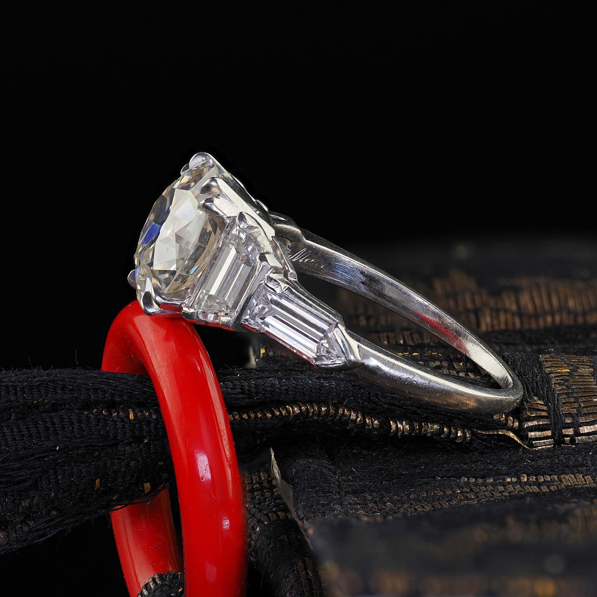 Women's Antique Art Deco Platinum Old Euro Diamond Bullet Cut Engagement Ring - GIA For Sale