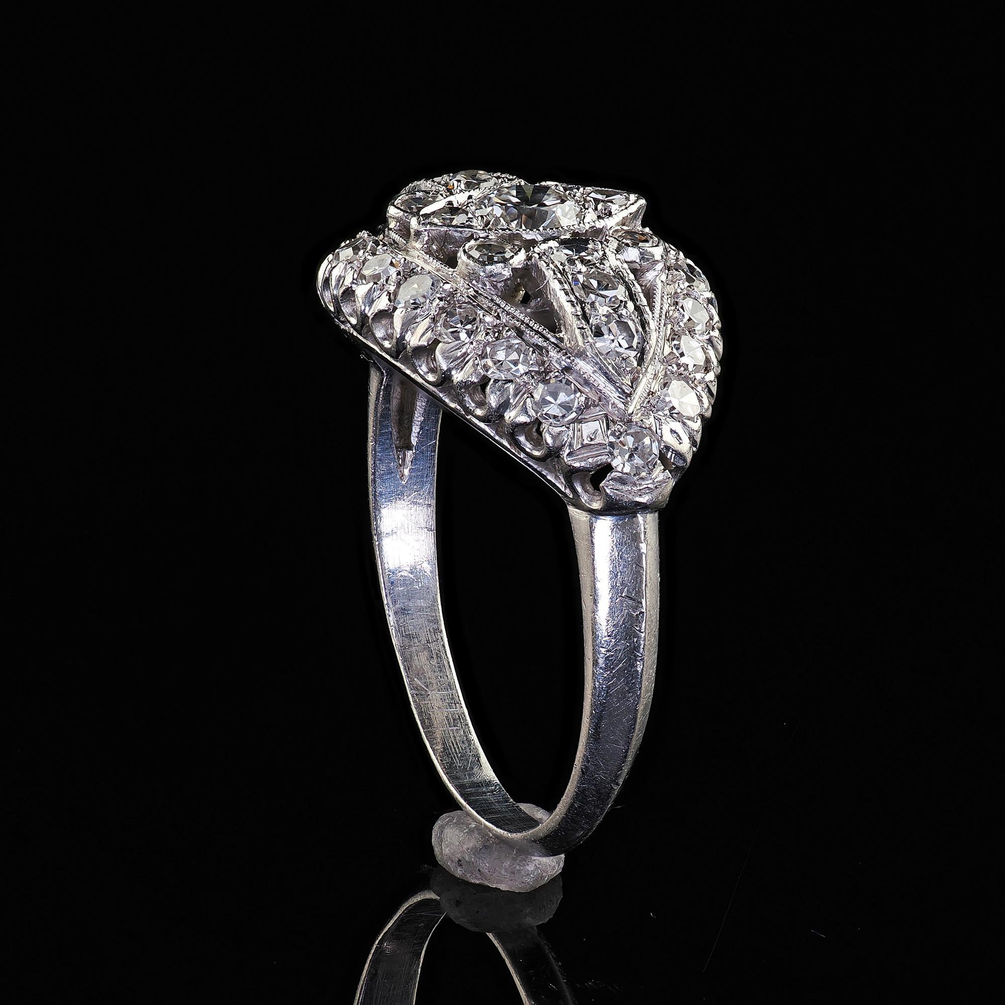 Bague filigrane Art déco ancienne en platine avec diamant taille unique européenne en vente 4
