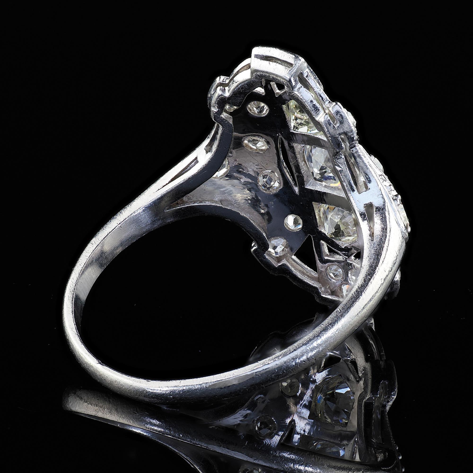 Anillo Escudo Cóctel Antiguo Art Decó Platino Diamante Corte Viejo Europeo en venta 2