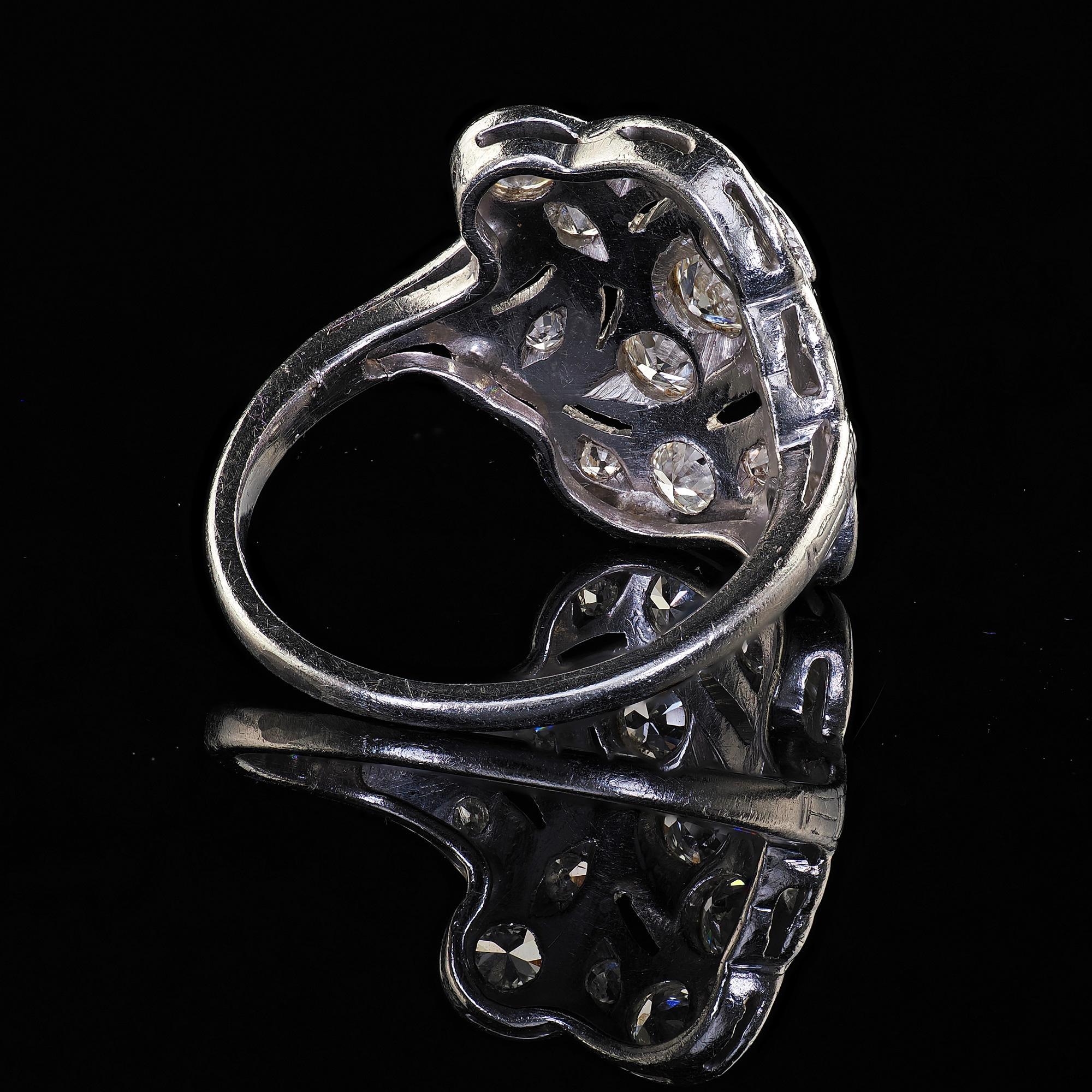 Anillo Escudo Cóctel Antiguo Art Decó Platino Diamante Corte Viejo Europeo en venta 3
