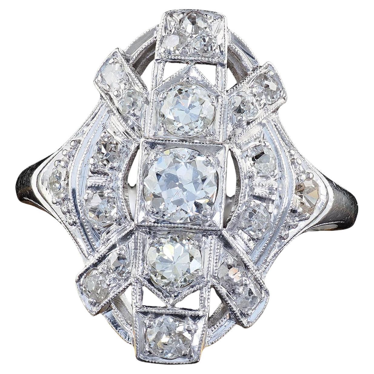 Anello con scudo da cocktail in platino antico Art Deco con diamanti taglio europeo
