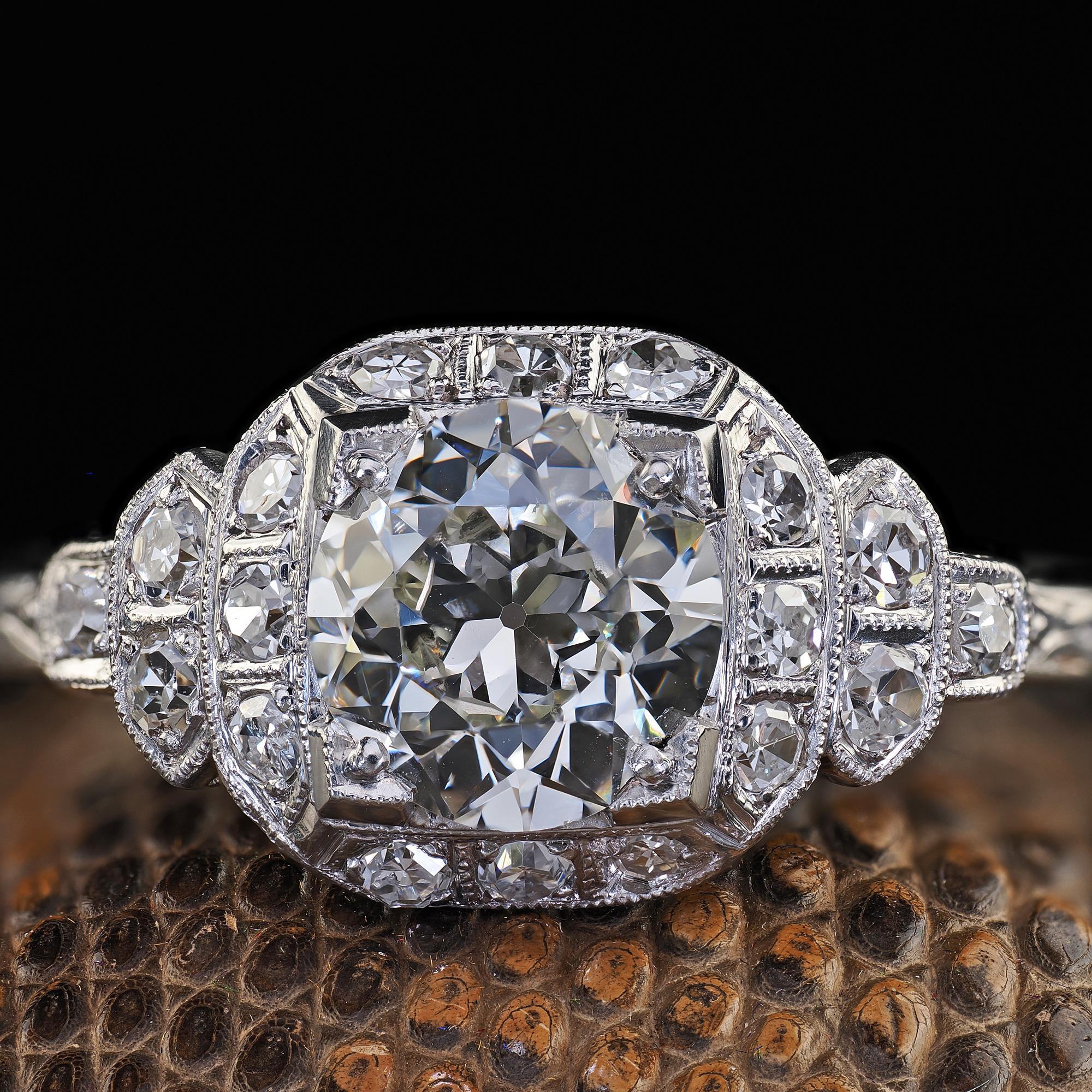 Antiker Art-Déco-Verlobungsring aus Platin mit Diamanten im alteuropäischen Schliff - GIA Damen im Angebot