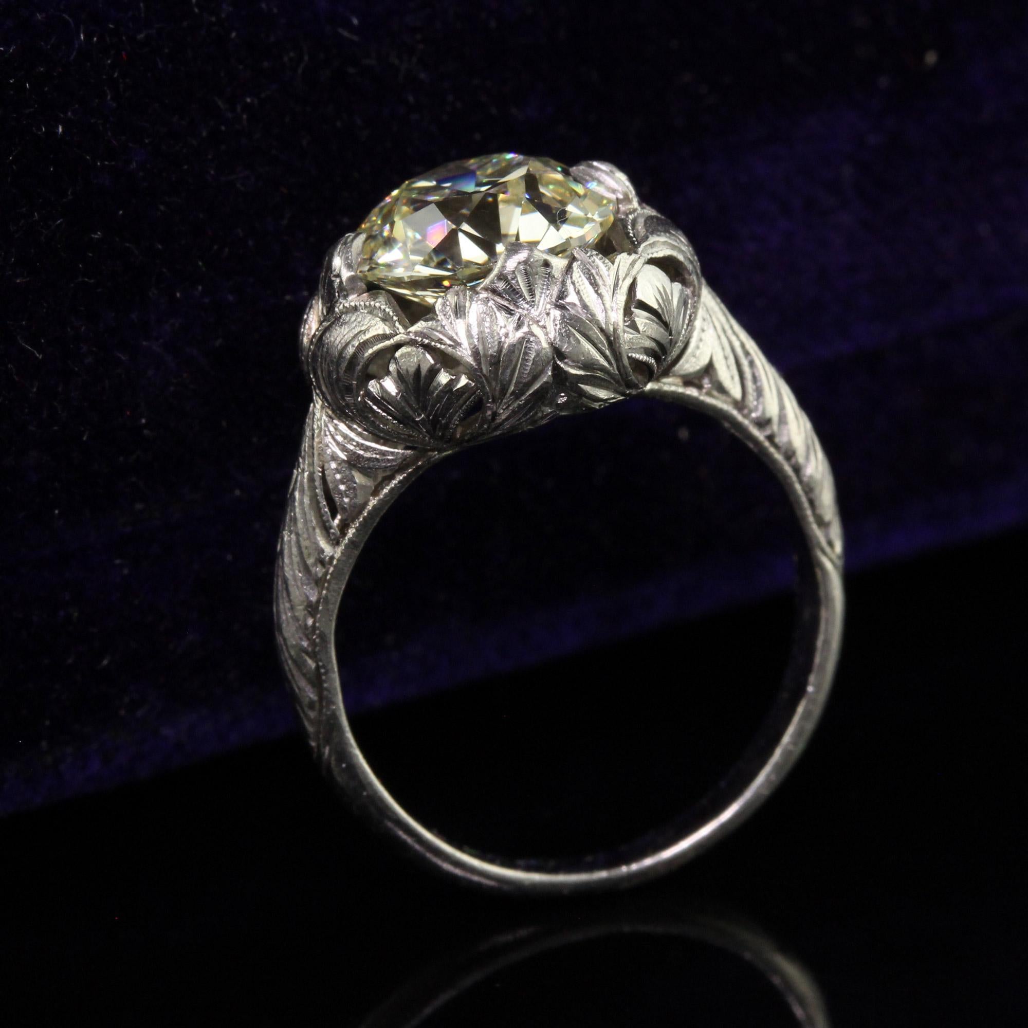 Antique Art Deco Platinum Old European Cut Diamond Floral Engagement Ring - GIA In Good Condition For Sale In Great Neck, NY