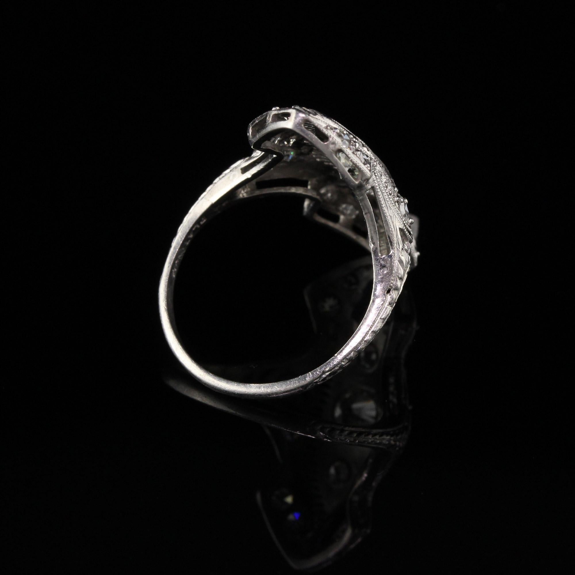 Antiker Art Deco Platin Old European Cut Diamant Saphir Schild-Ring (Alteuropäischer Schliff) im Angebot