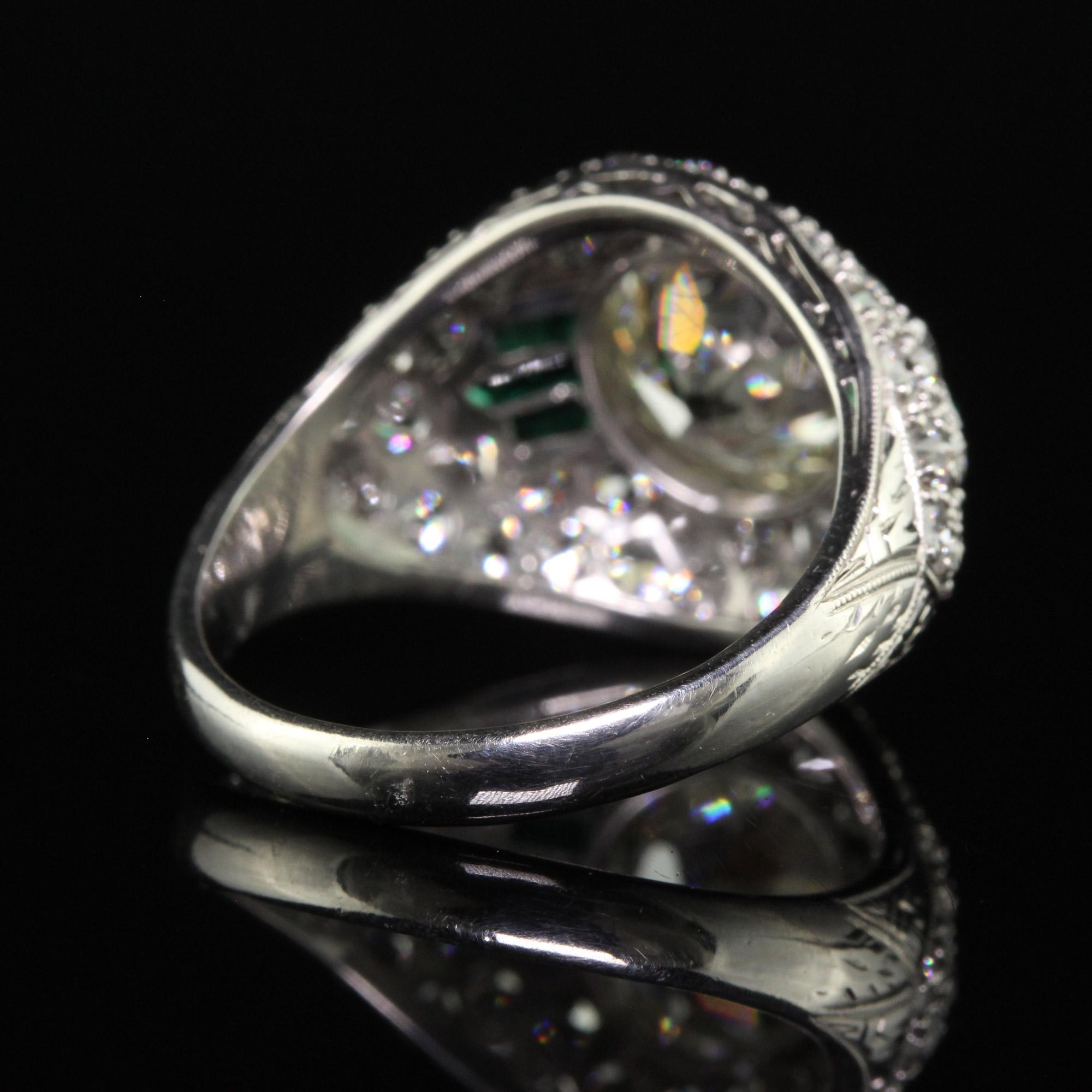 Bague de fiançailles Art déco ancienne en platine avec diamants européens anciens et émeraudes, certifiés GIA en vente 1