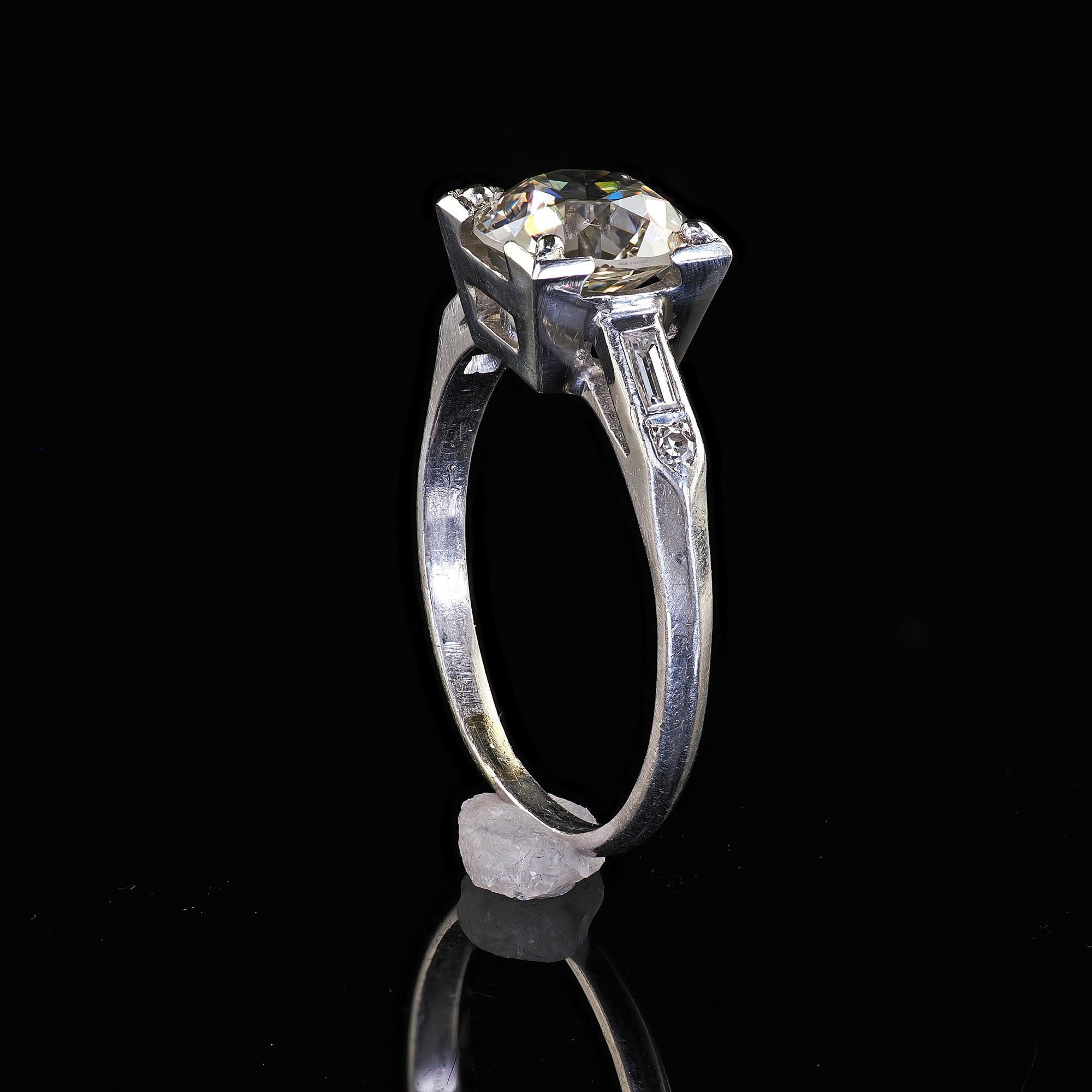 Bague de fiançailles Art déco ancienne en platine avec diamant baguette vieille Europe - GIA en vente 5