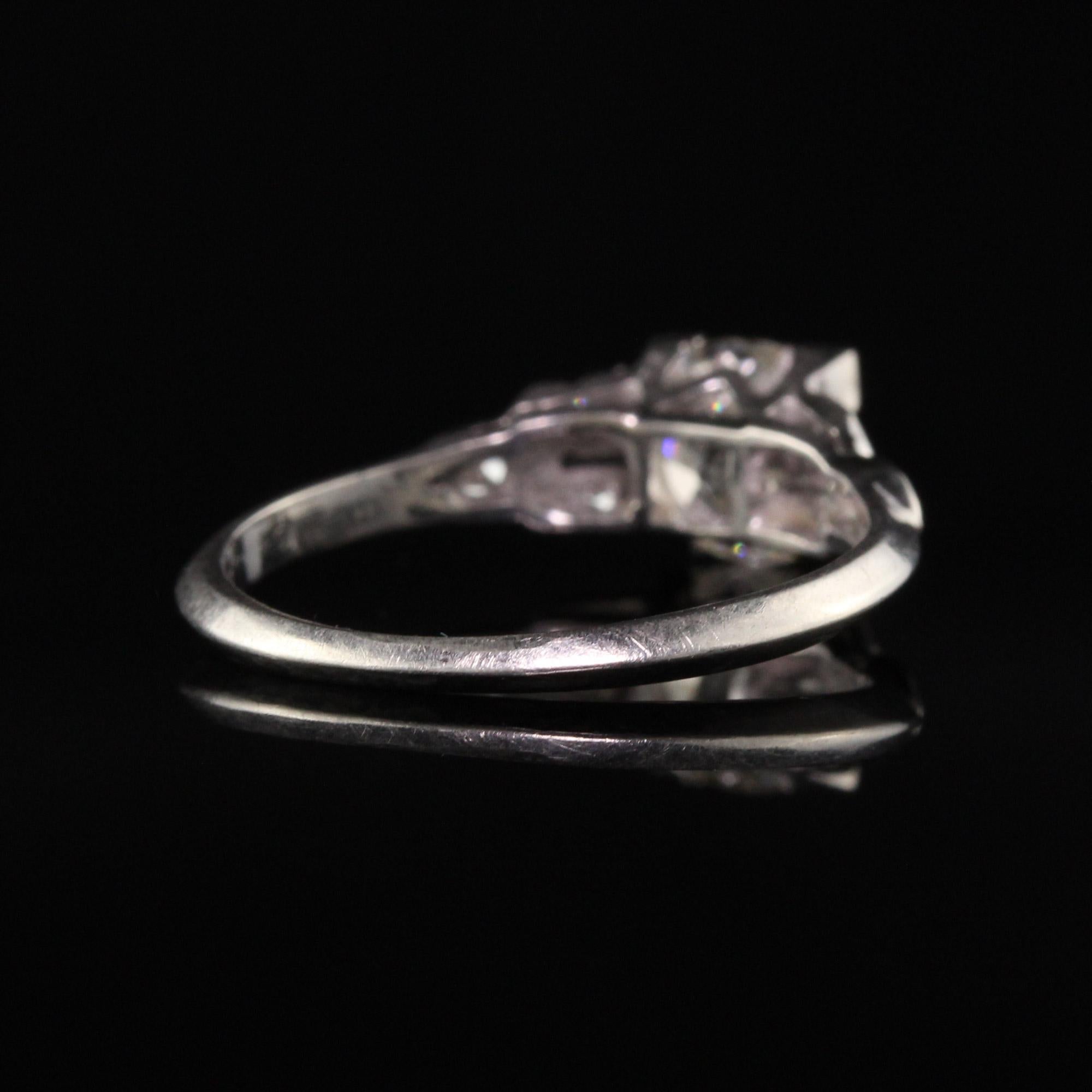 Antique Art Deco Platinum Old European Diamond Engagement Ring, GIA In Good Condition In Great Neck, NY