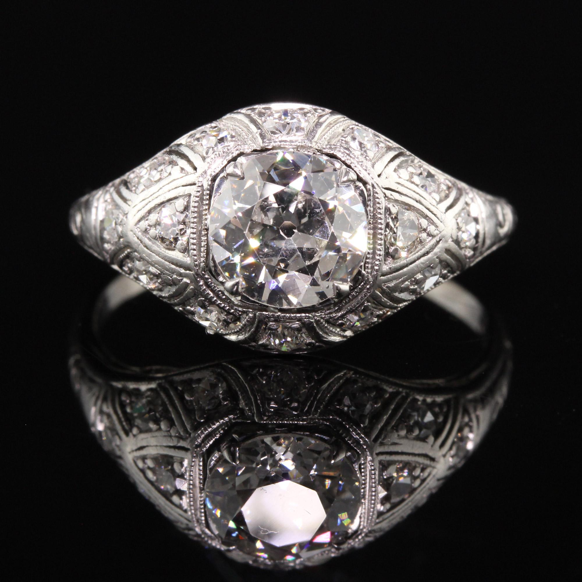 Bague de fiançailles Art déco ancienne en platine avec diamant européen ancien, certifié GIA Bon état - En vente à Great Neck, NY