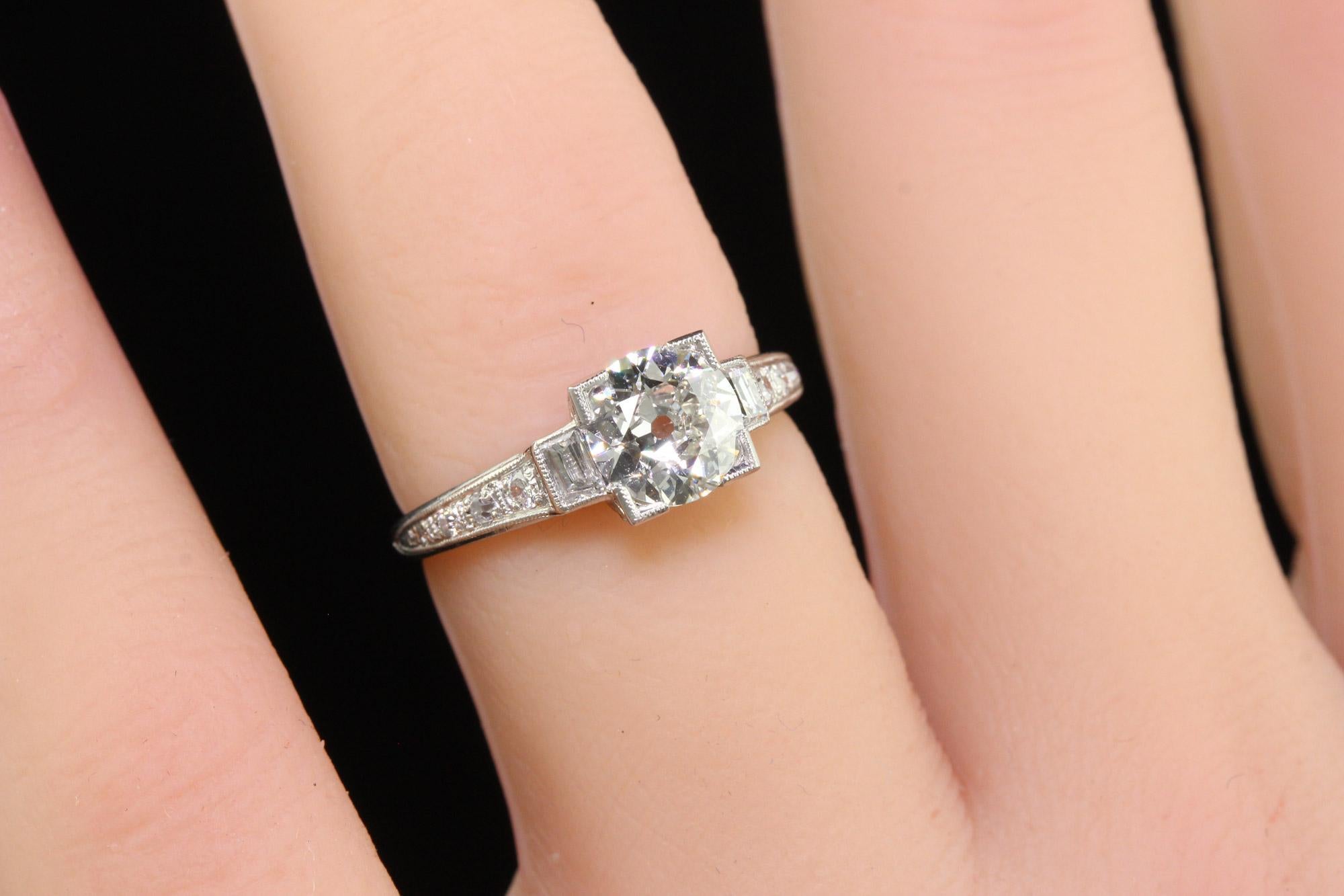 Antiker Art-Déco-Verlobungsring aus Platin mit Diamanten im alteuropäischen Stil - GIA 1