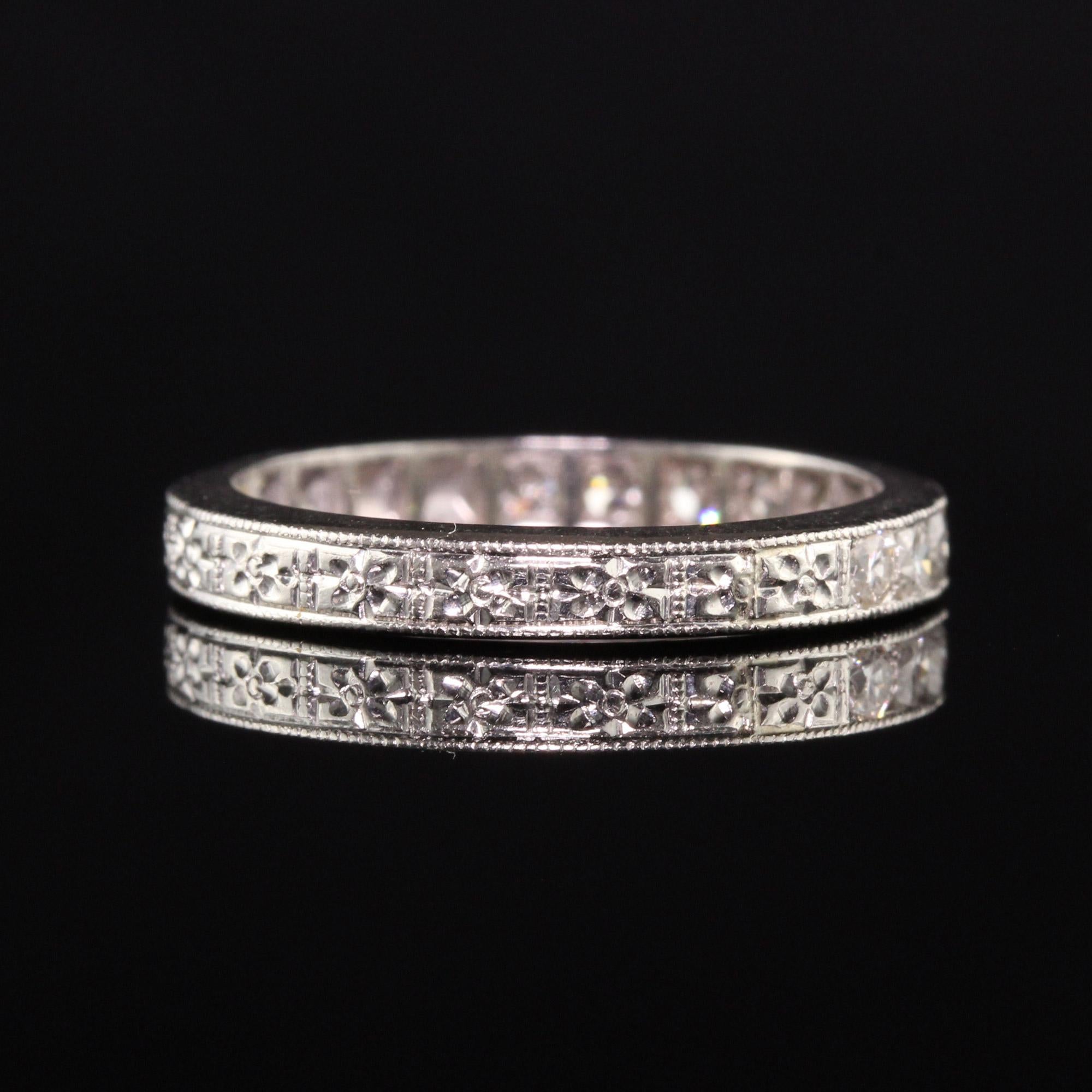 Antique Art Deco Platinum Old European Diamond Engraved Wedding Band In Excellent Condition In Great Neck, NY