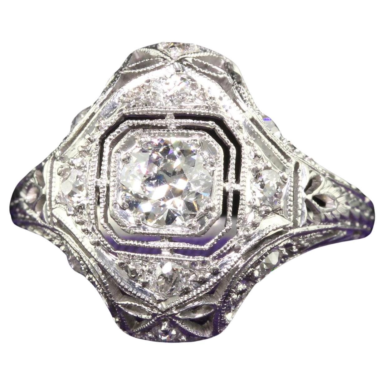 Antiker filigraner Art-Déco-Verlobungsring aus Platin mit alteuropäischen Diamanten