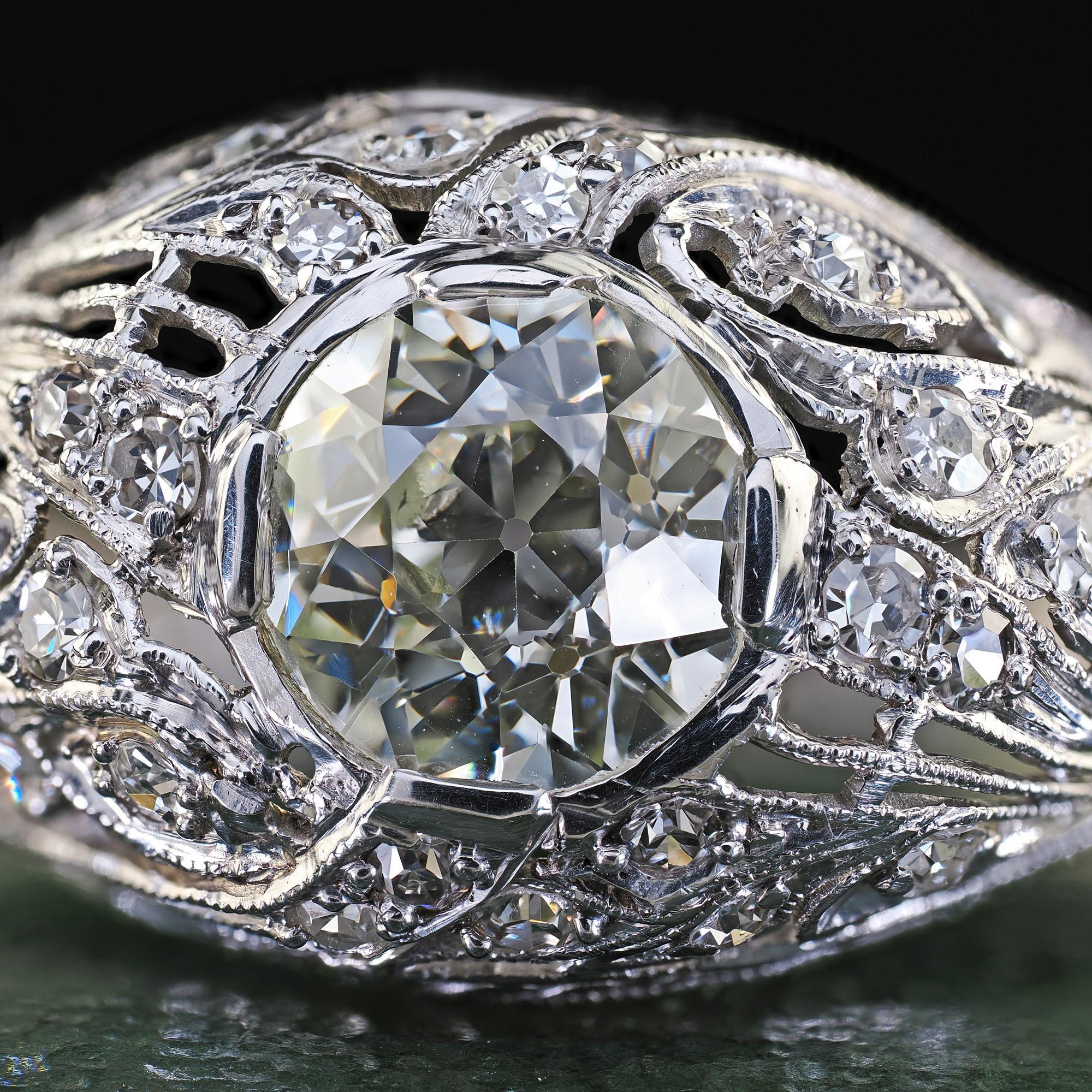 Antiguo Anillo de Compromiso Art Decó Platino Antiguo Diamante Floral Europeo - GIA en venta 1