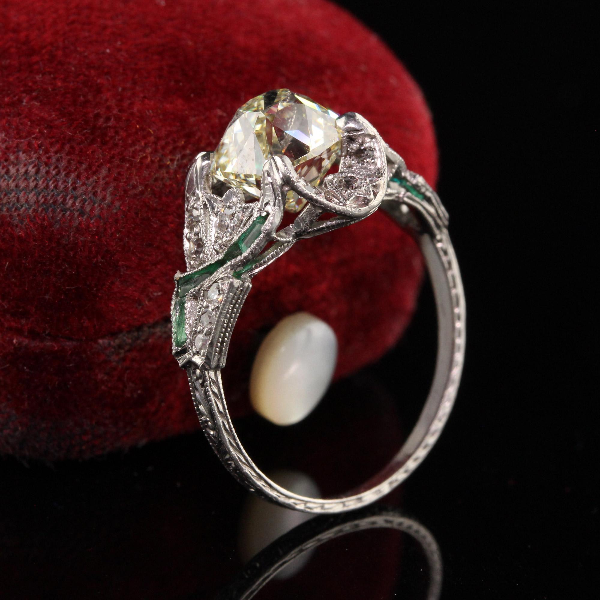 Antique Art Deco Platinum Old Mine Cut Diamond Emerald Engagement Ring In Good Condition For Sale In Great Neck, NY