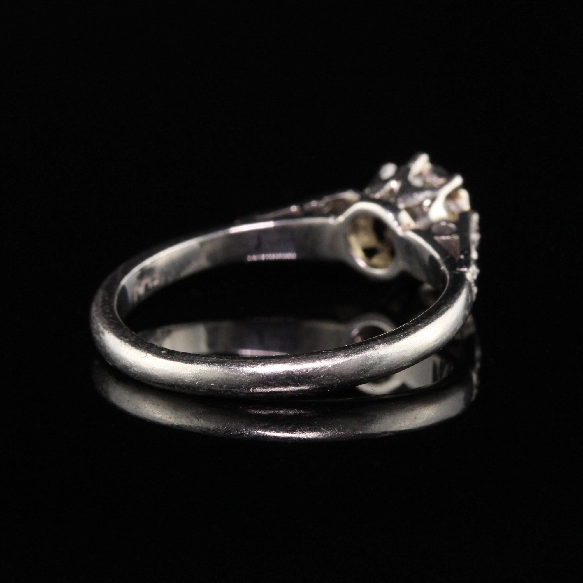 Antique Art Deco Platinum Old Mine Diamond Engagement Ring In Good Condition For Sale In Great Neck, NY