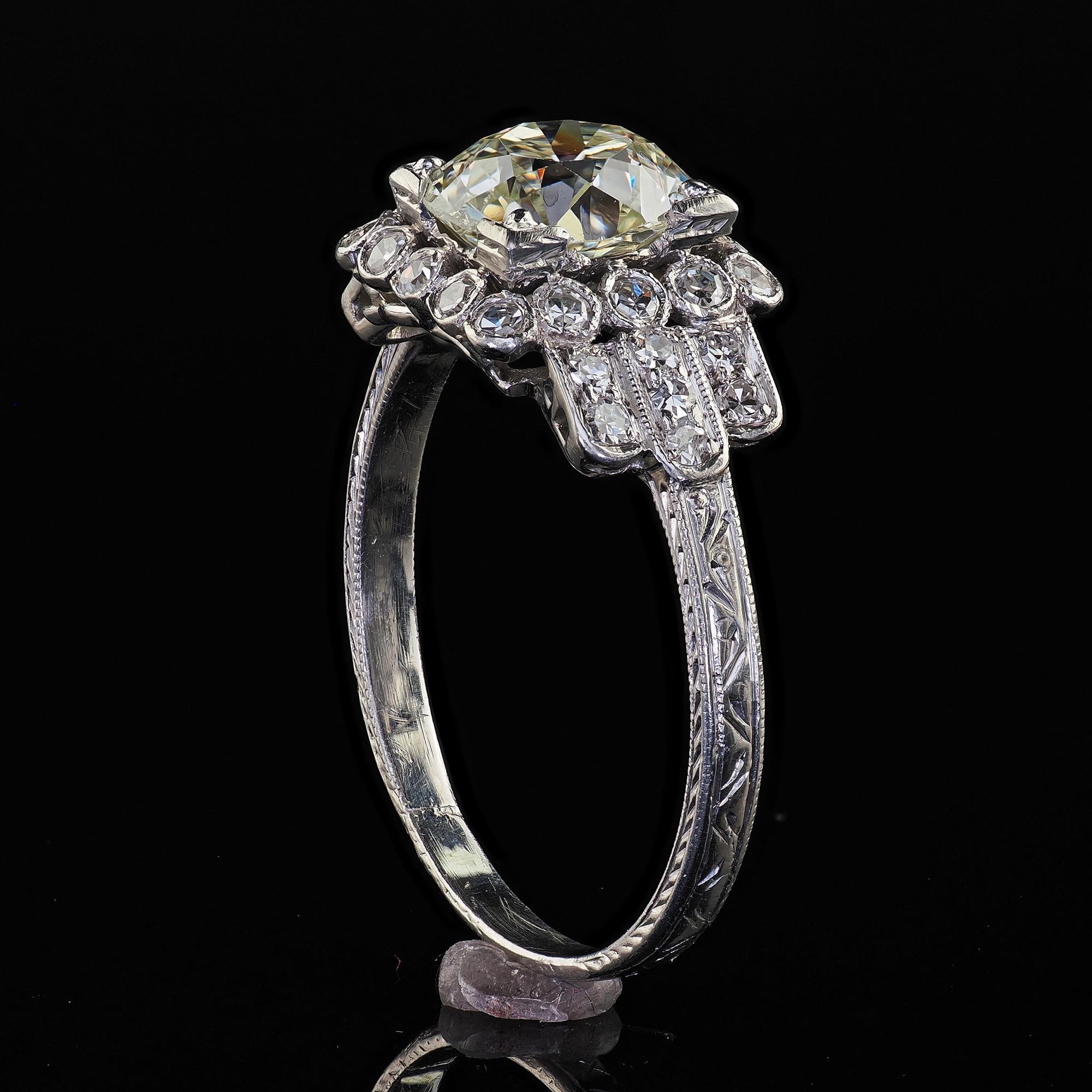 Antiker Art Deco Platin-Verlobungsring mit Diamanten im alten Minenschliff - GIA im Angebot 2