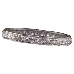 Antiker antiker Art-Déco-Platin-Eternity-Ring mit Diamanten im Altminenschliff