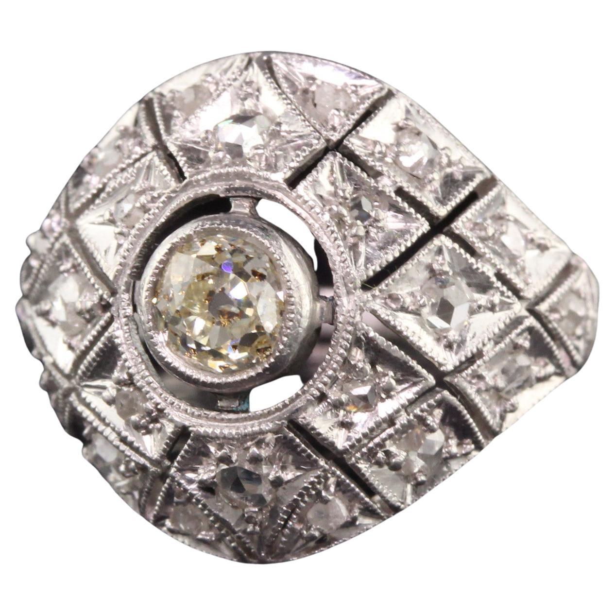 Antike Art Deco Platin Alte Mine Diamant Filigran gewölbt Ring