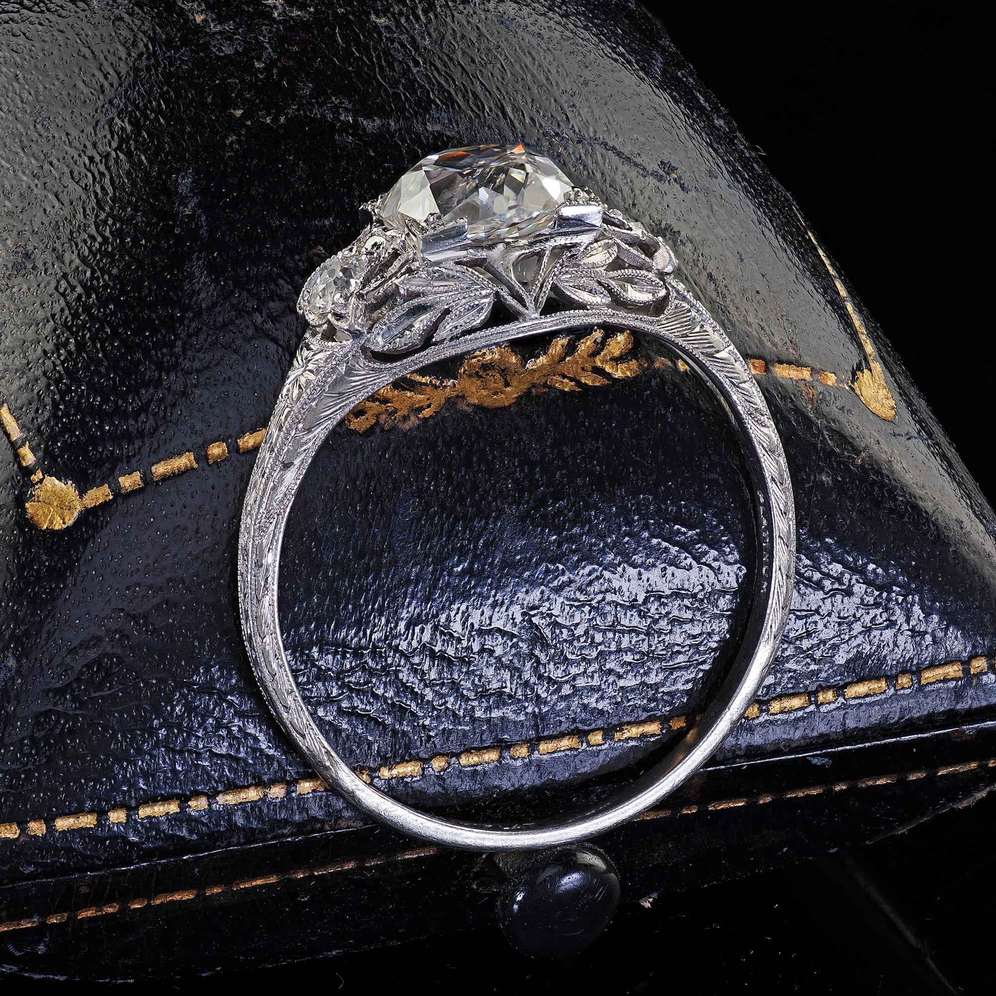 Antique Art Deco Platinum Old Mine Diamond Filigree Engagement Ring In Good Condition For Sale In Great Neck, NY
