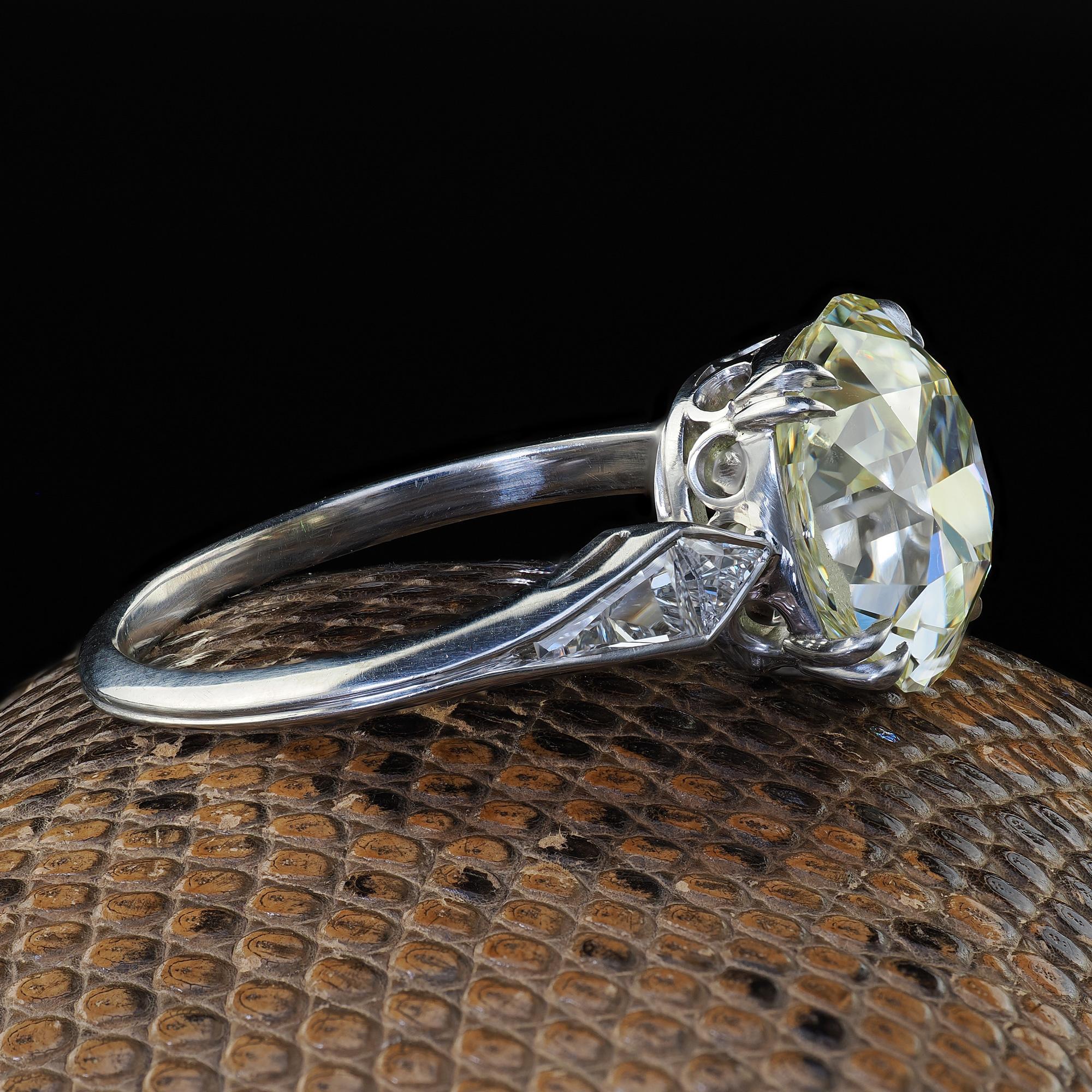 Antique Art Deco Platinum Old Mine Diamond French Cut Engagement Ring - GIA In Good Condition For Sale In Great Neck, NY