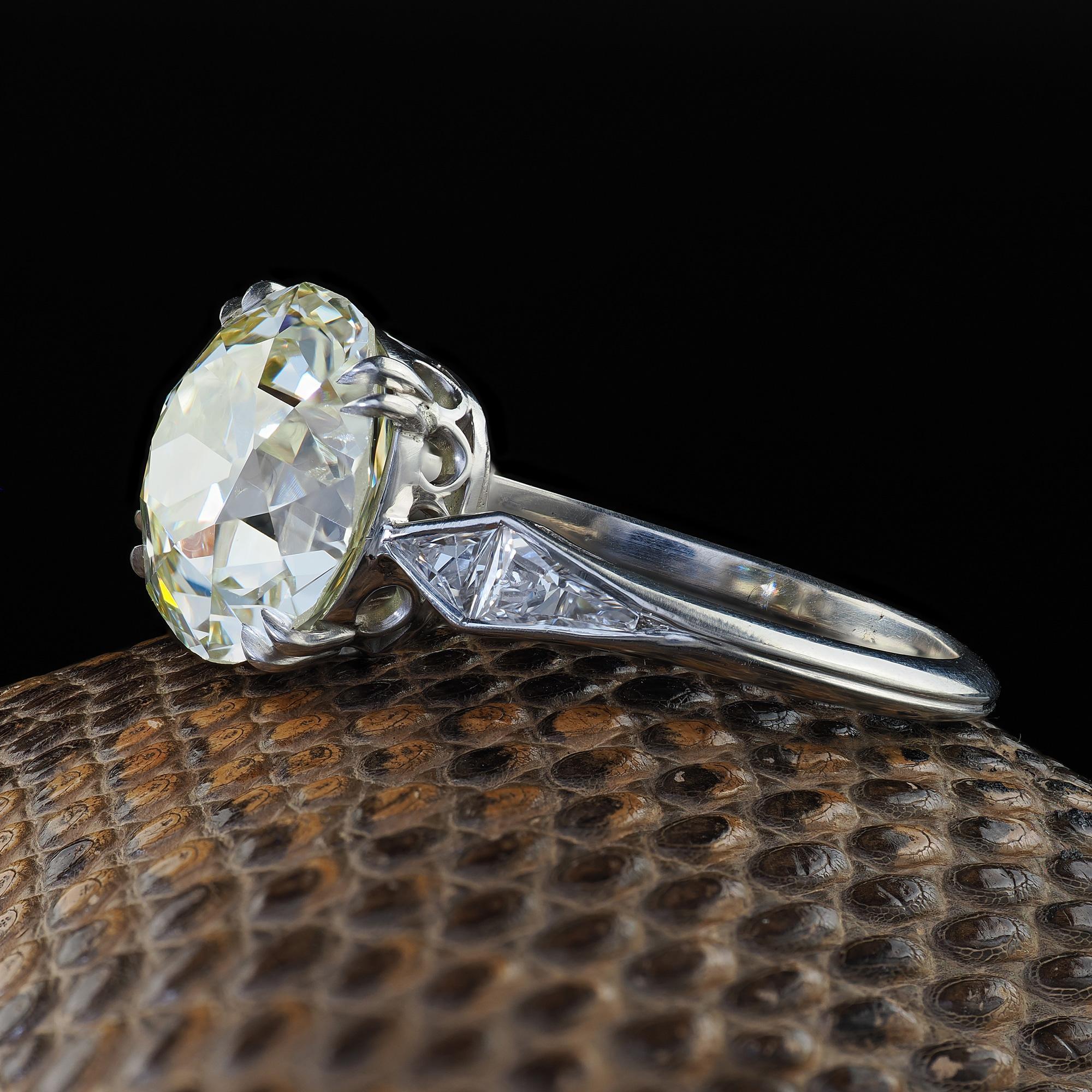 Women's Antique Art Deco Platinum Old Mine Diamond French Cut Engagement Ring - GIA For Sale