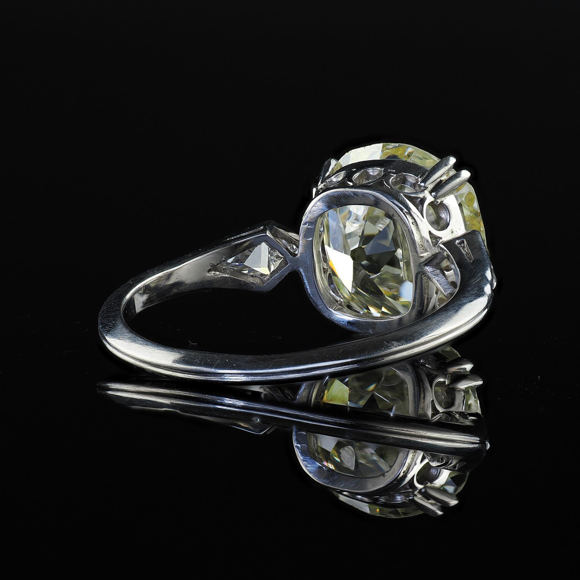 Antique Art Deco Platinum Old Mine Diamond French Cut Engagement Ring - GIA For Sale 2
