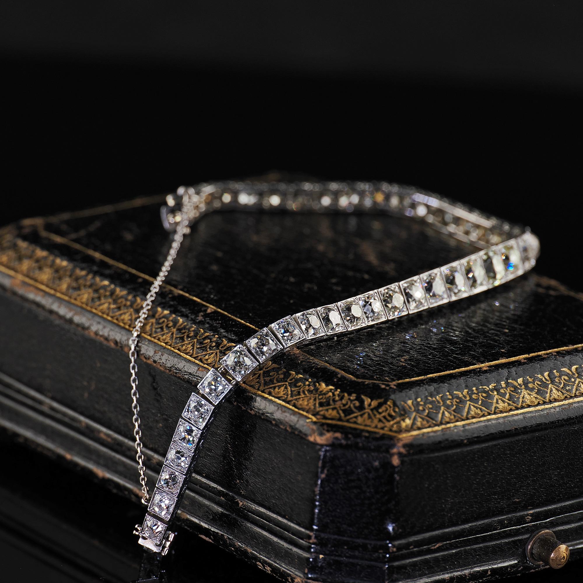 Taglio vecchia miniera Bracciale da tennis antico Art Deco in platino con diamanti graduati e incisi