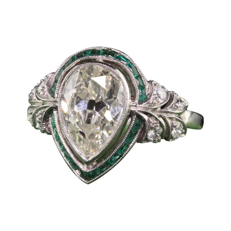Antique Art Deco Platinum Old Pear Shape Diamond Emerald Halo ...